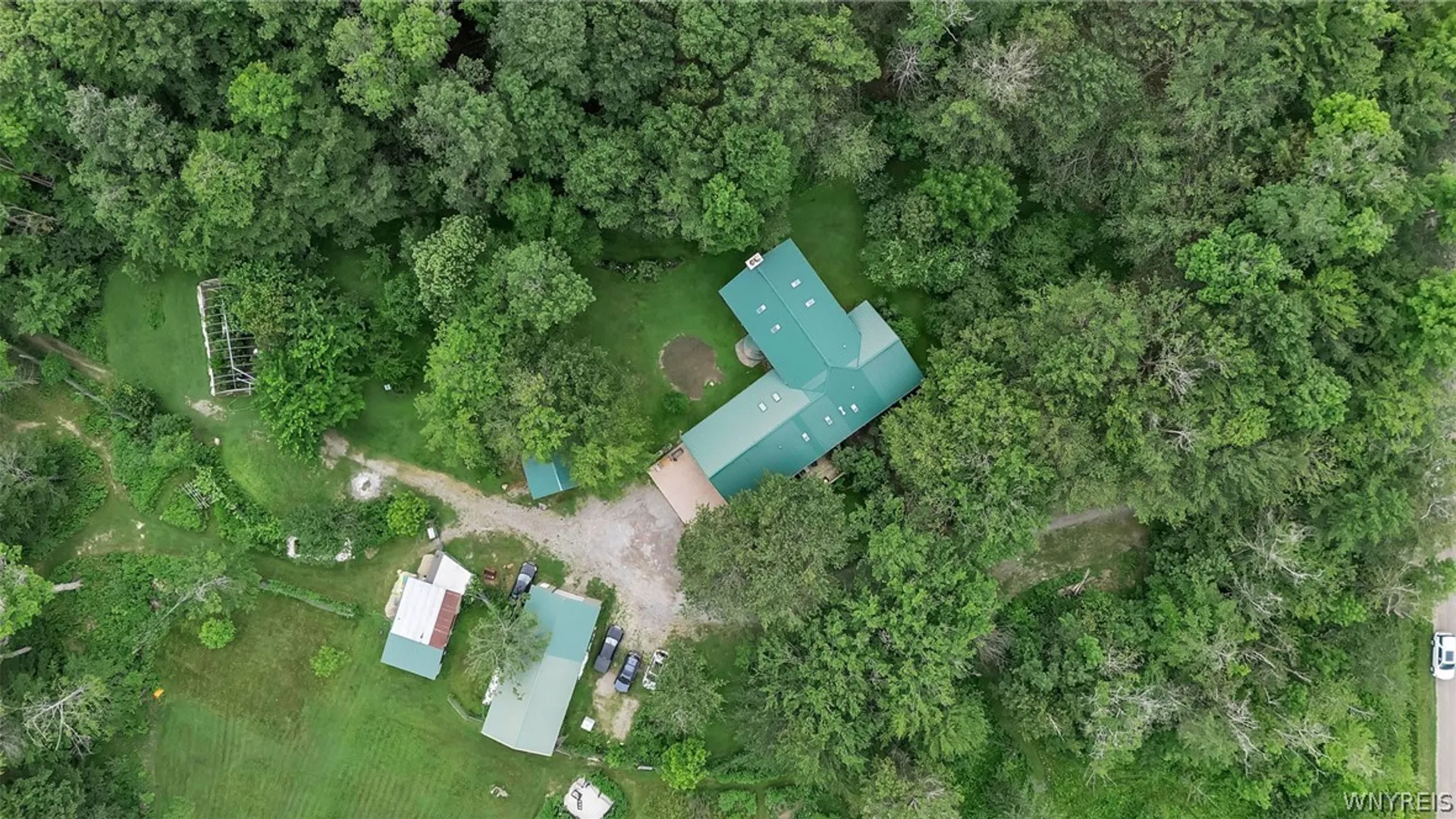 Property at 1589 Bailey Road, Bennington, NY 14037 5