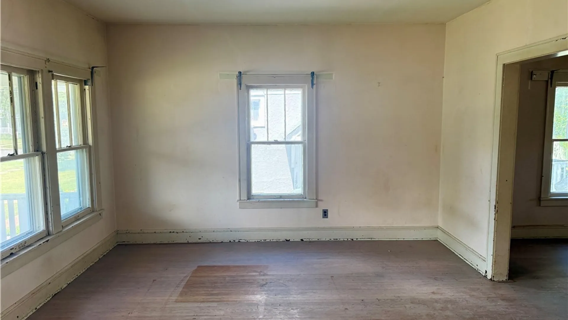 Property at 205 E Linden Street, Rome, NY 13440 6