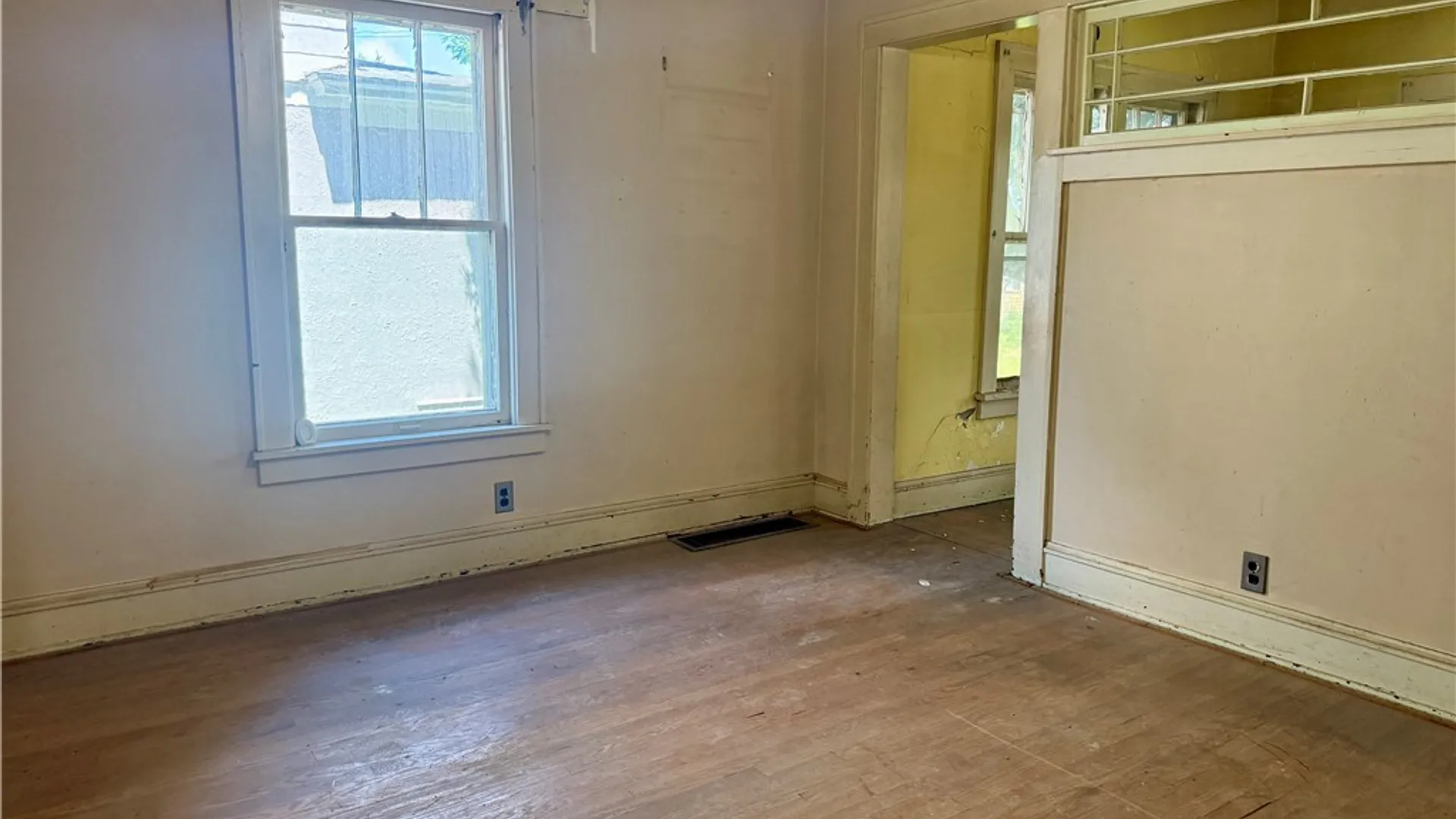 Property at 205 E Linden Street, Rome, NY 13440 11