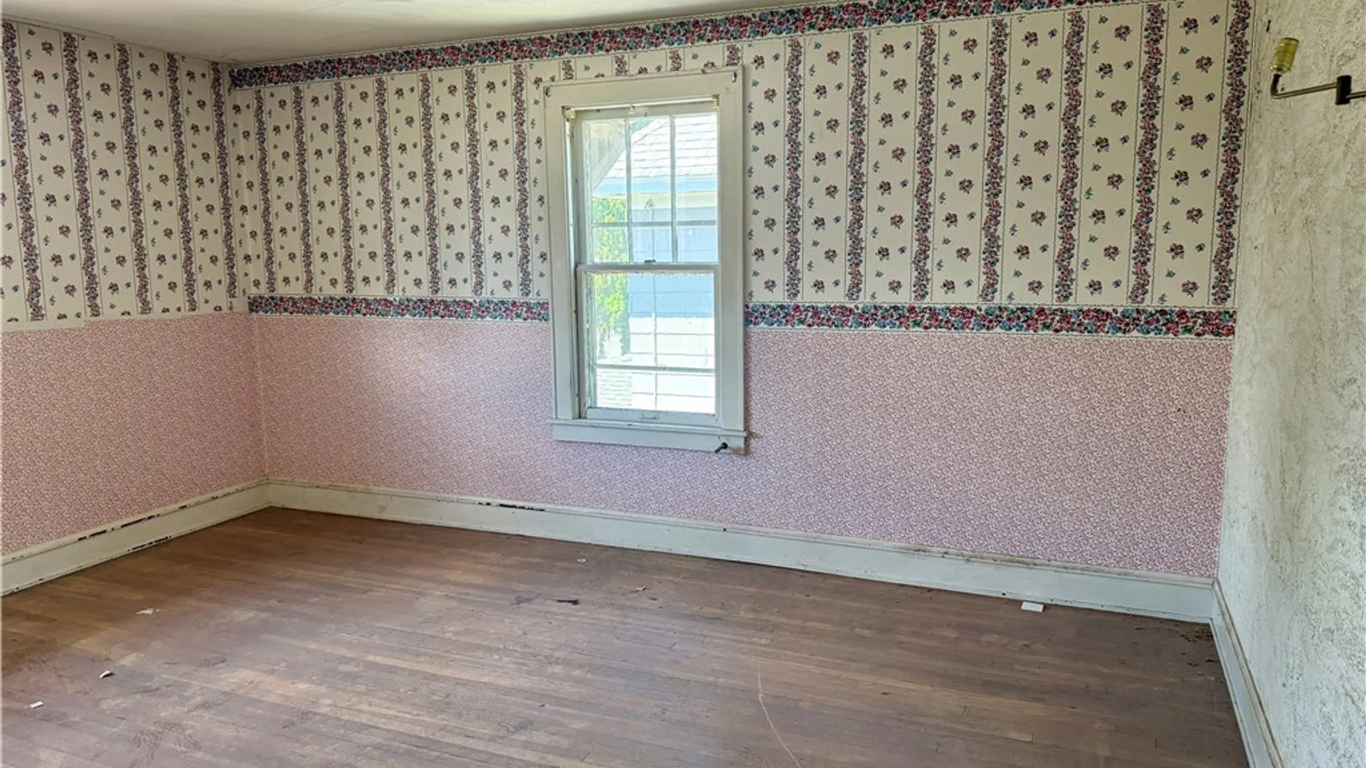 Property at 205 E Linden Street, Rome, NY 13440 19