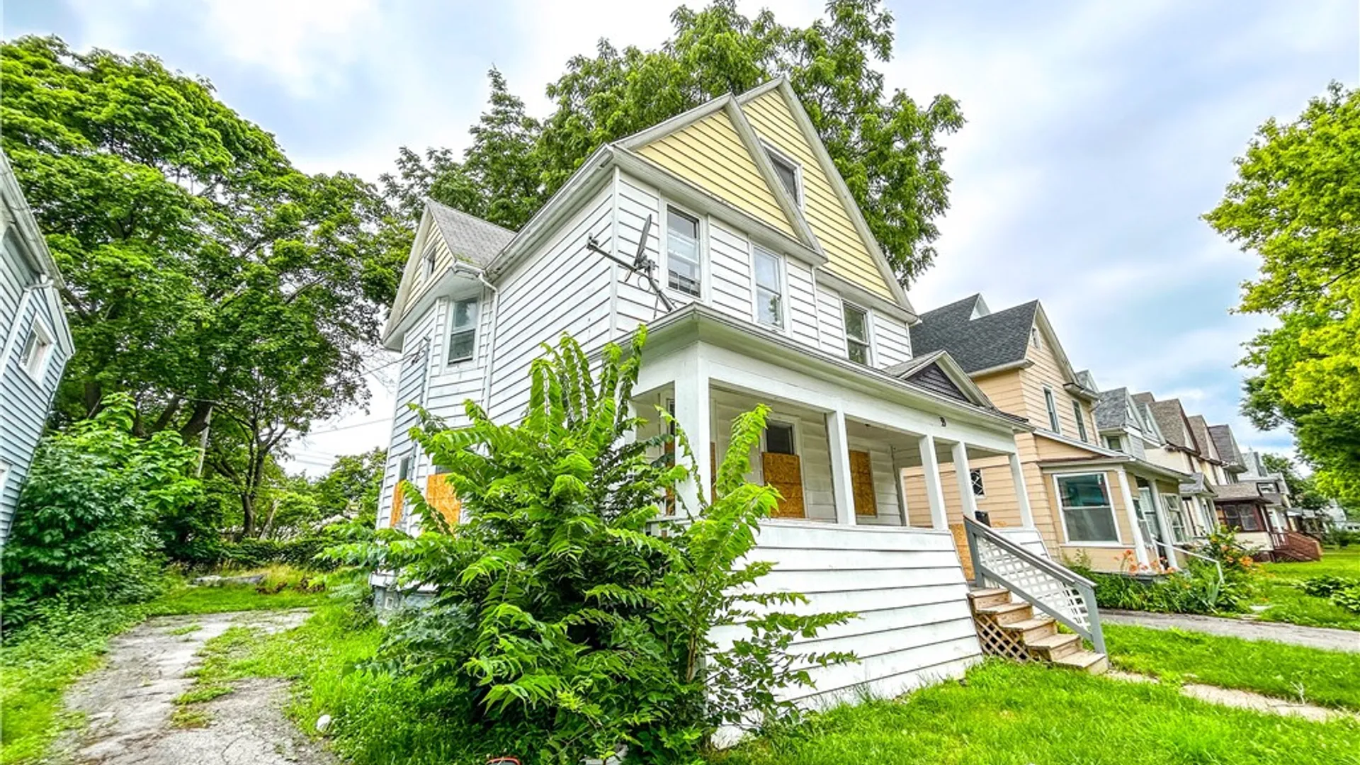 Property at 33 Finch Street, Rochester, NY 14613 3