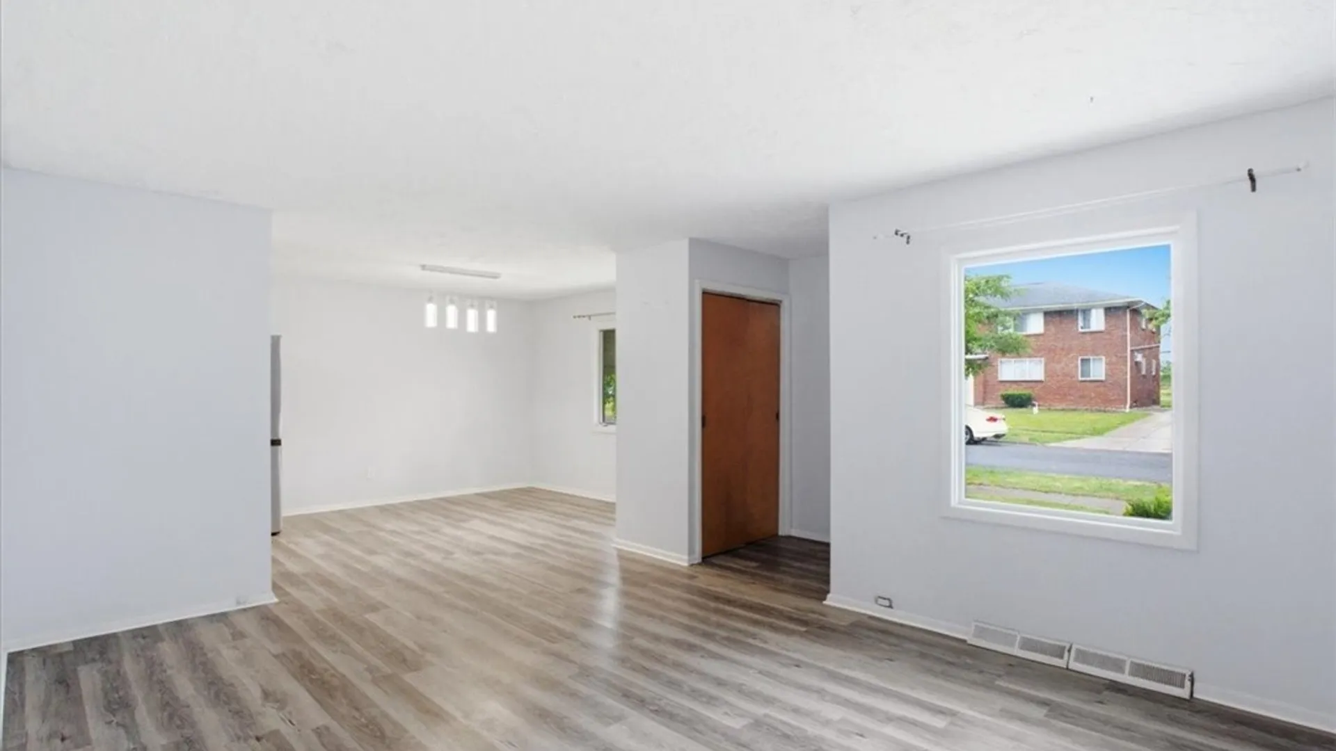 Property at 3 Winkler Drive, Tonawanda, NY 14150 13