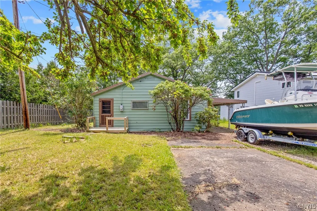 Property at 1 Riverside Dr, Richland, NY 13142