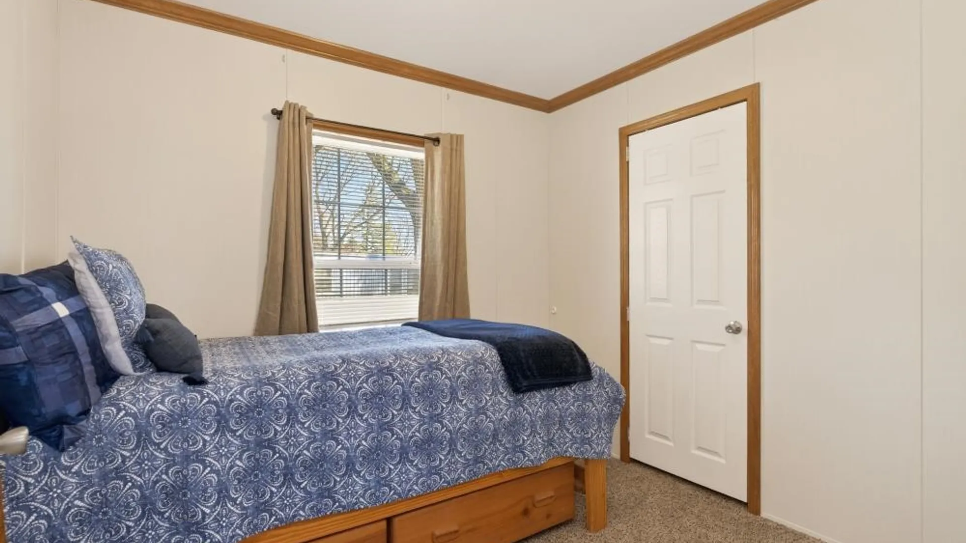 Property at 15 Glenview, Manchester, NY 14432 22