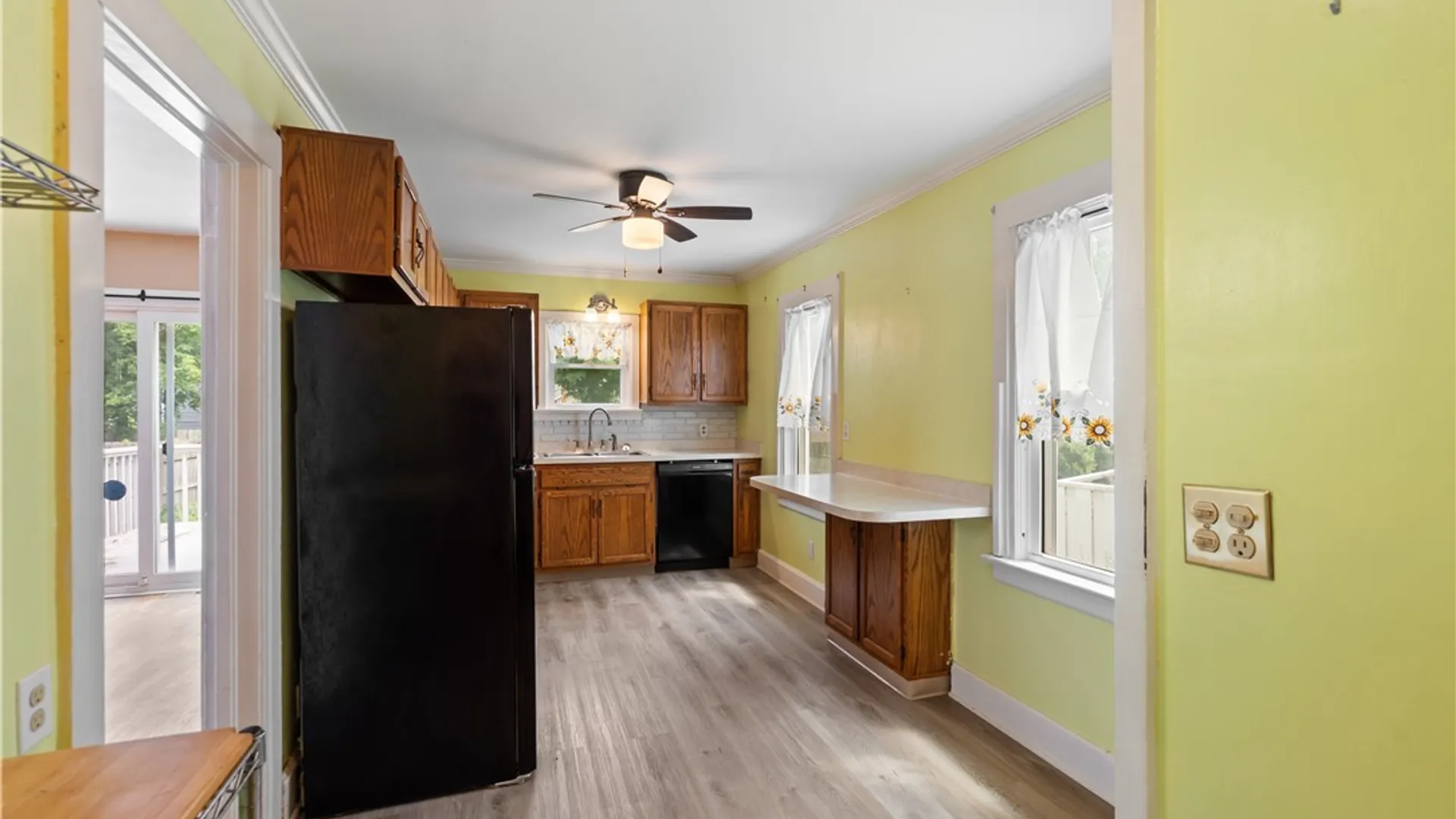Property at 225 West Chestnut Street, East Rochester, NY 14445 20