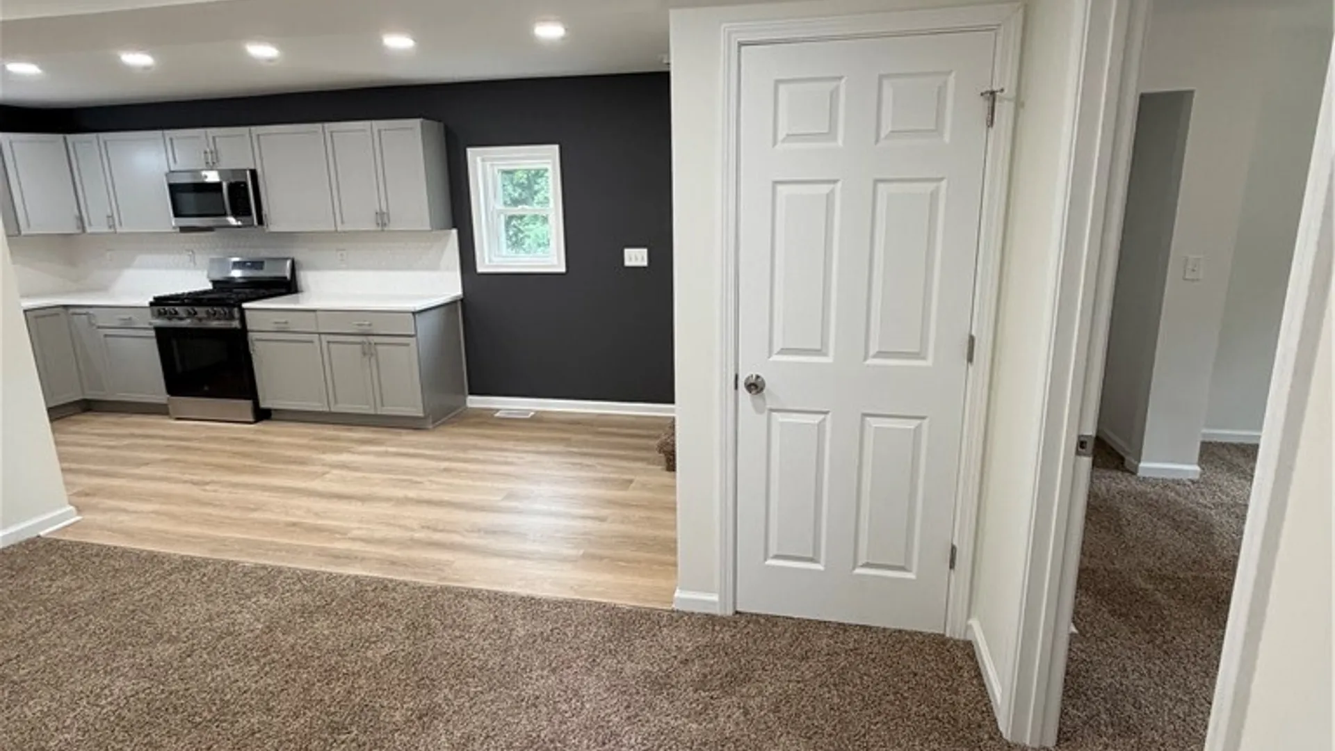 Property at 104 Elmhurst Avenue, Syracuse, NY 13207 10