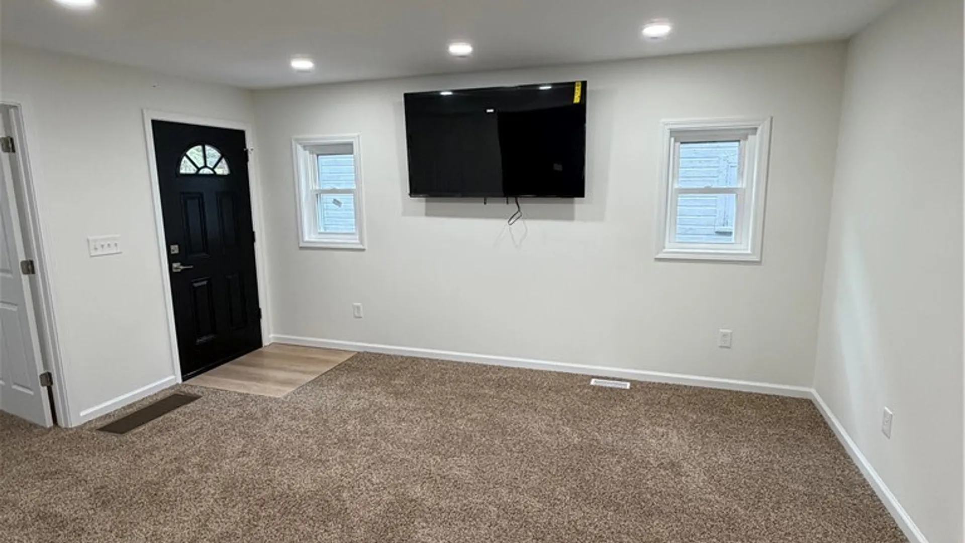 Property at 104 Elmhurst Avenue, Syracuse, NY 13207 19