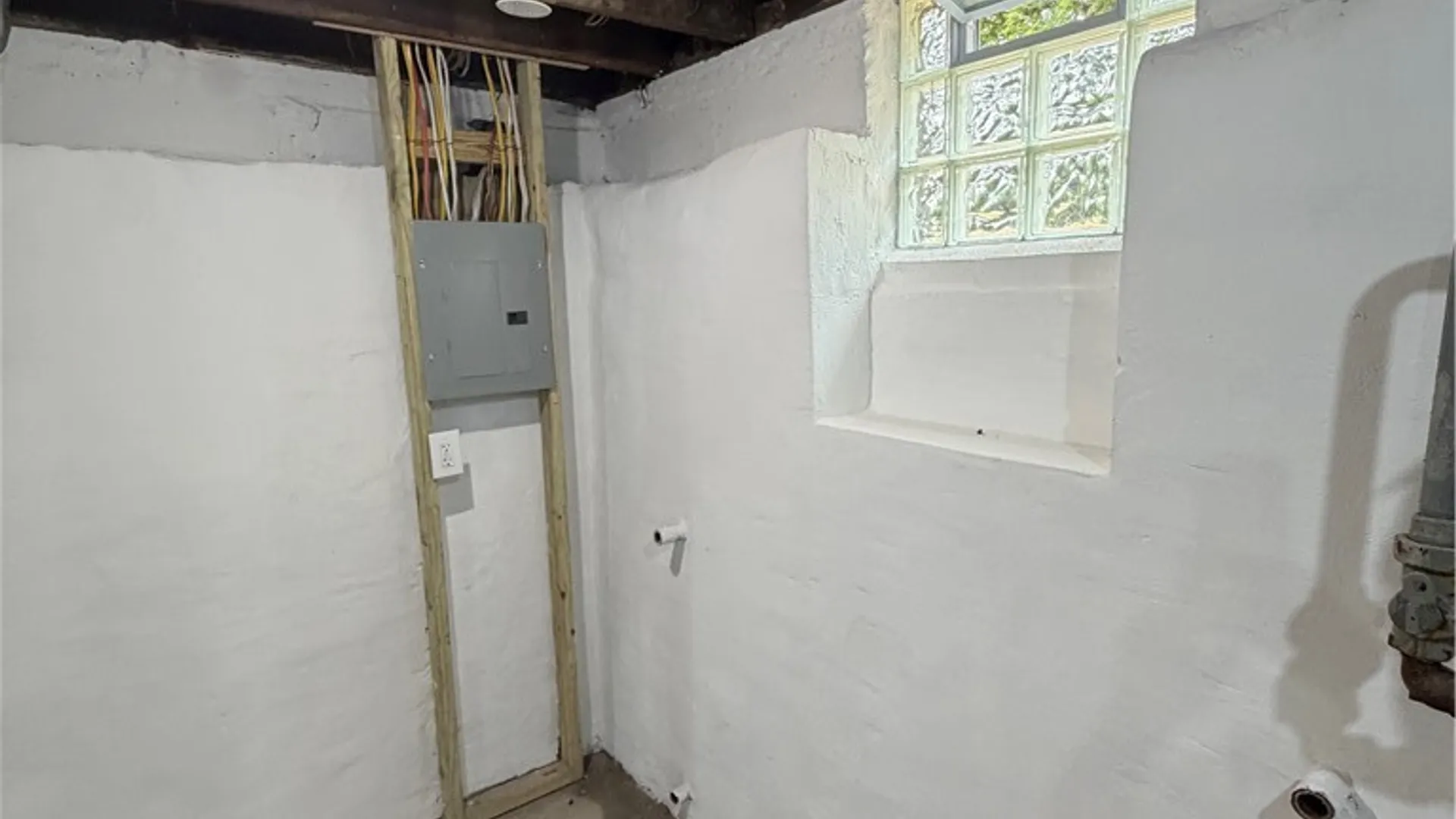 Property at 104 Elmhurst Avenue, Syracuse, NY 13207 40