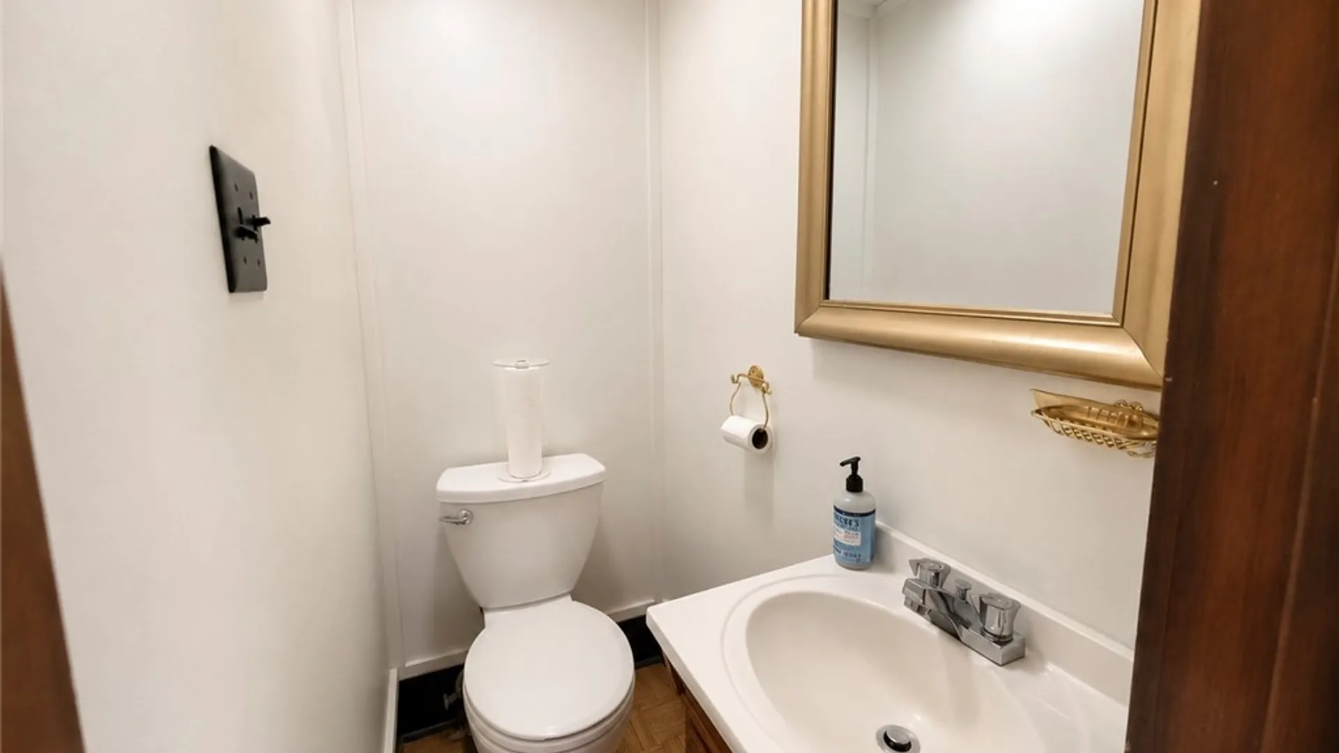 Property at 179 Roxborough Road, Rochester, NY 14619 15