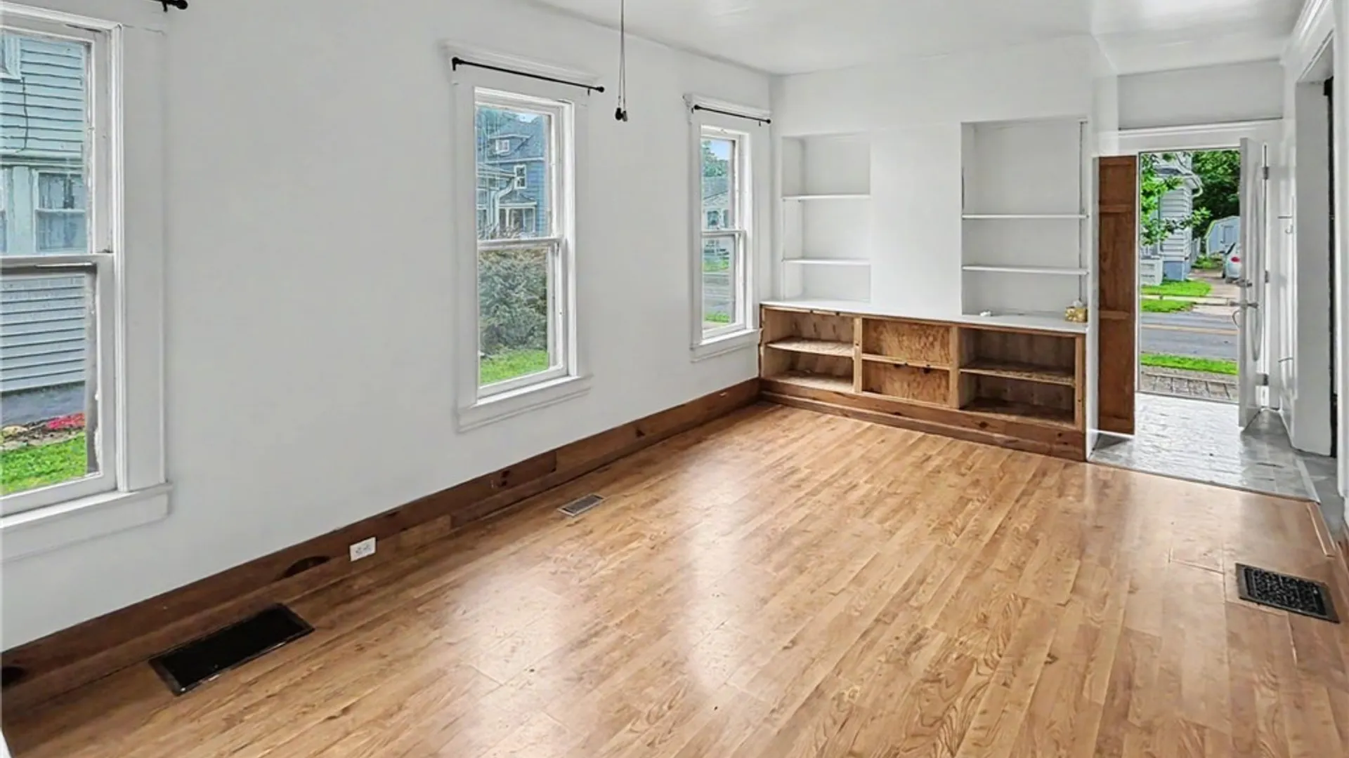 Property at 4 Delaware Avenue, Cortland, NY 13045 5