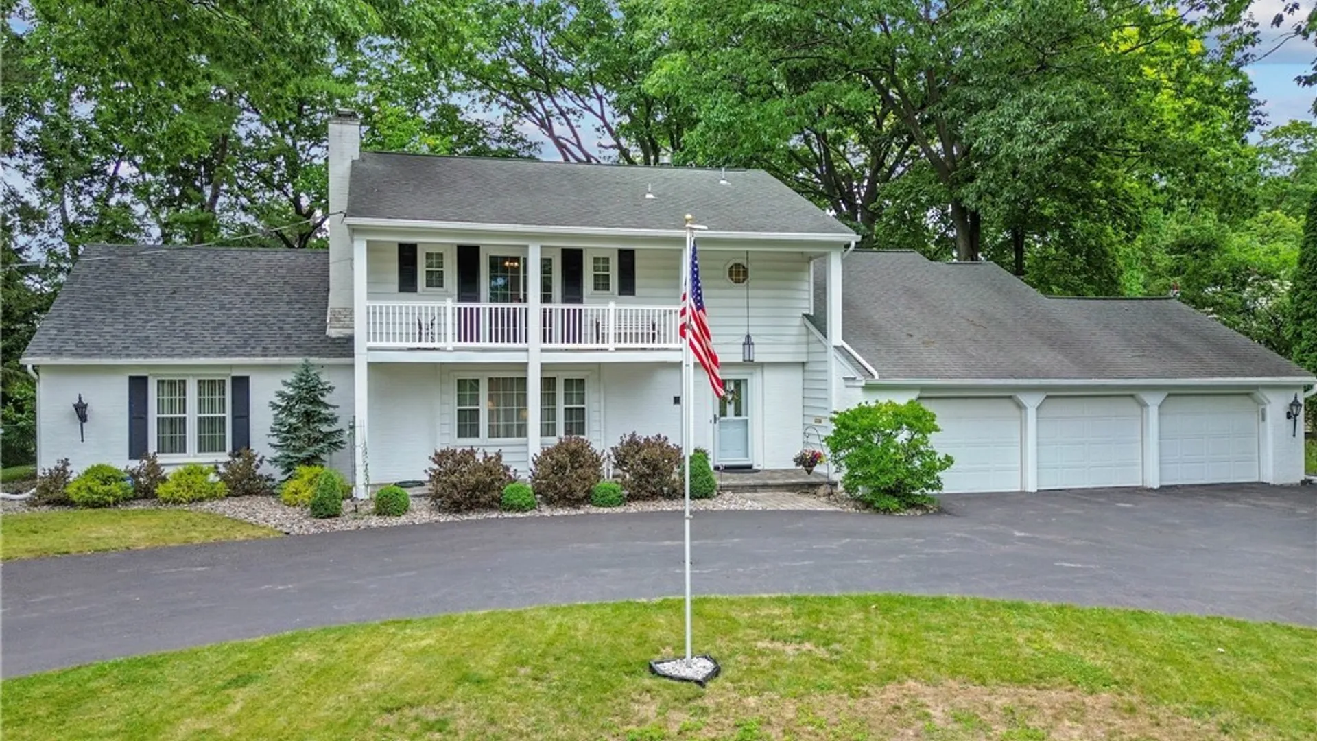 Property at 111 Treeland Circle, Geddes, NY 13219 3