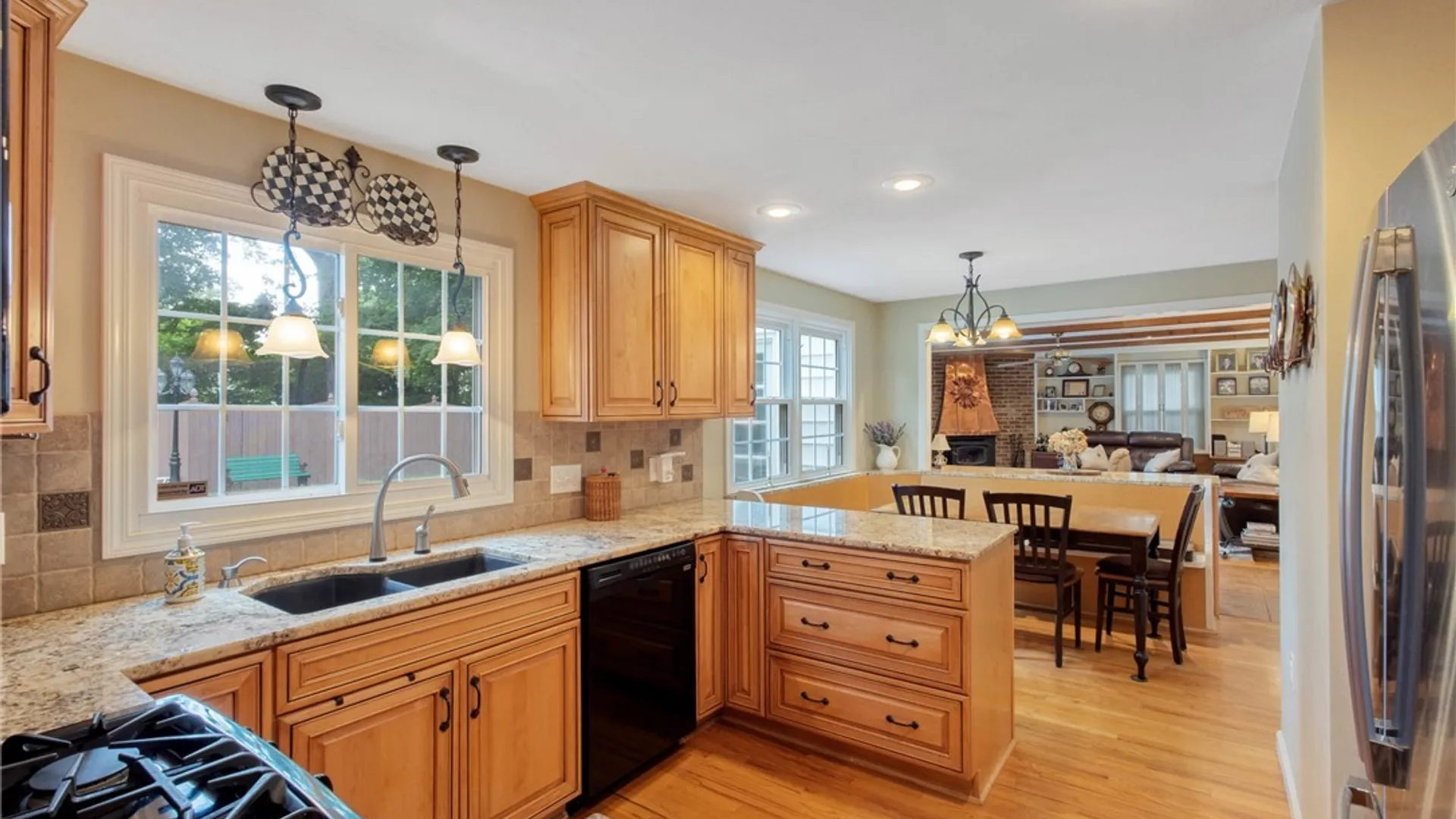 Property at 111 Treeland Circle, Geddes, NY 13219 10