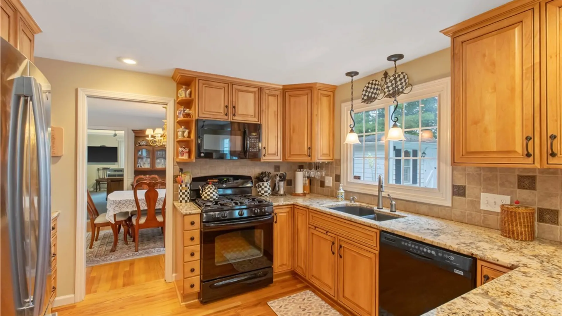Property at 111 Treeland Circle, Geddes, NY 13219 12