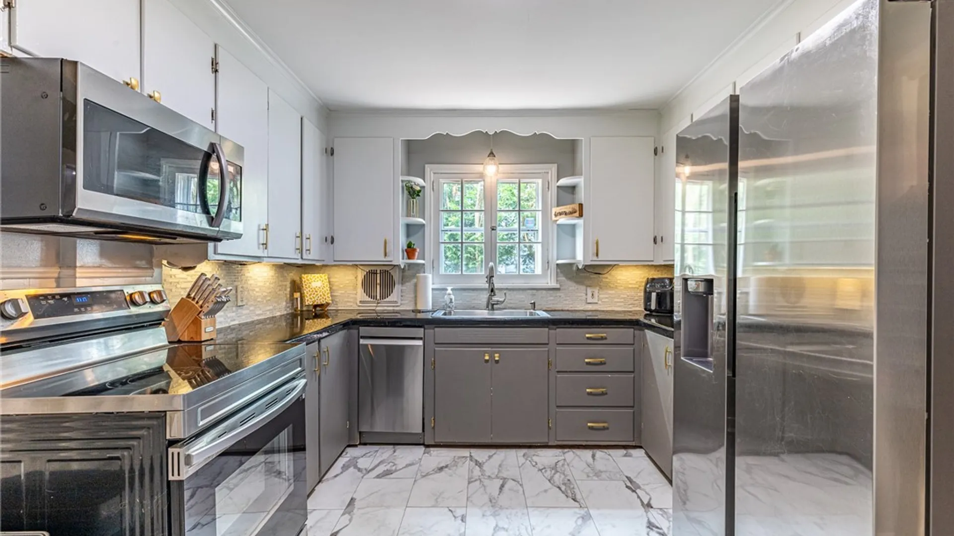 Property at 180 Merrick Street, Greece, NY 14615 9