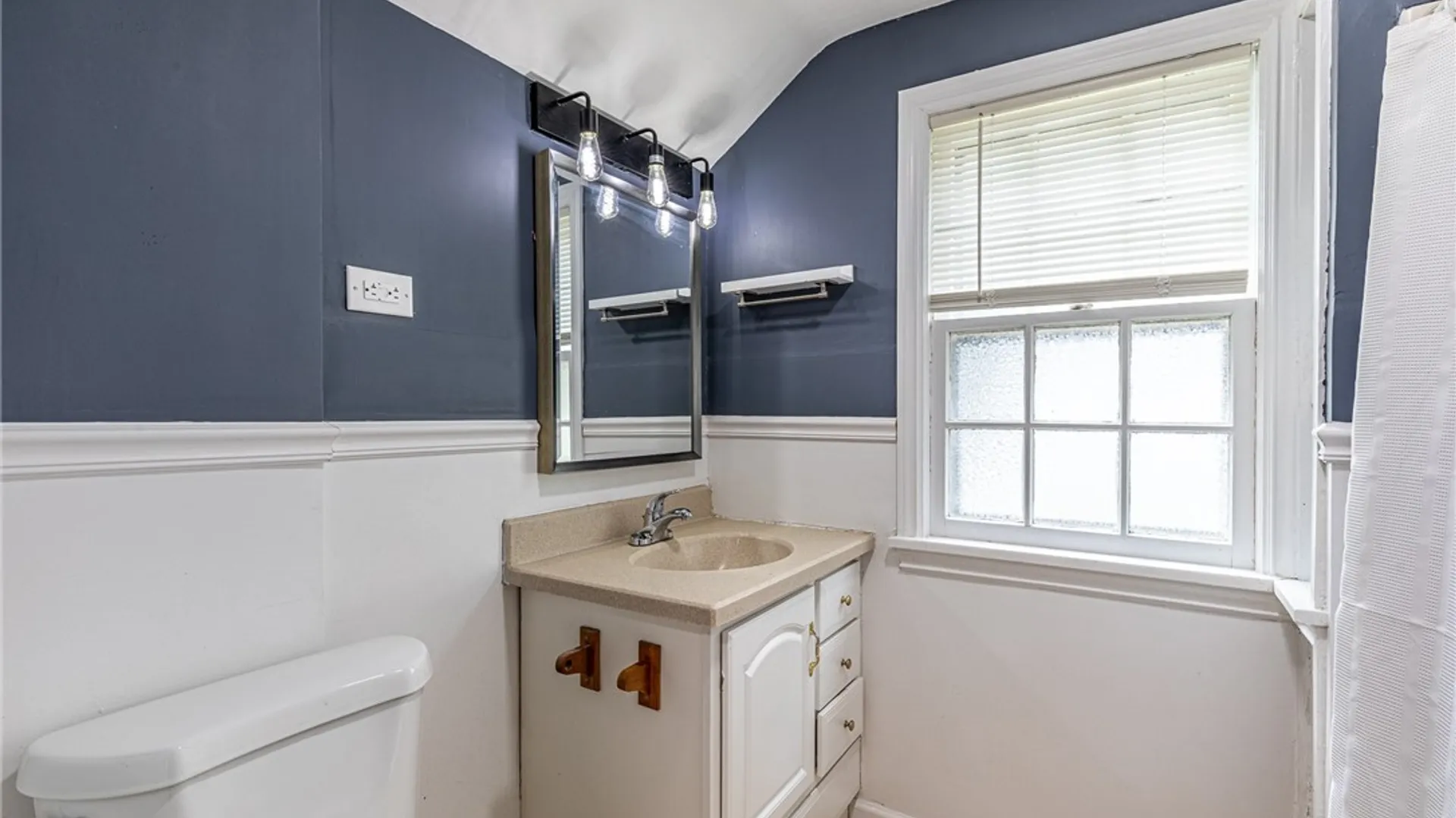 Property at 180 Merrick Street, Greece, NY 14615 29