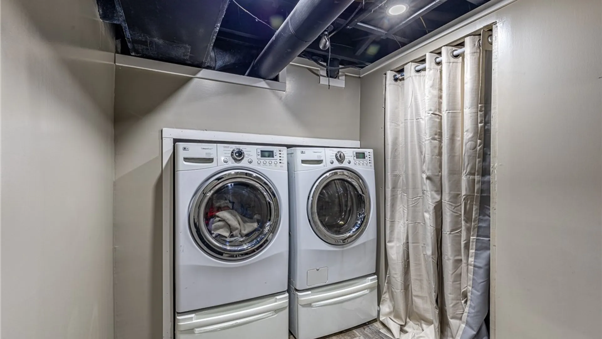 Property at 180 Merrick Street, Greece, NY 14615 35