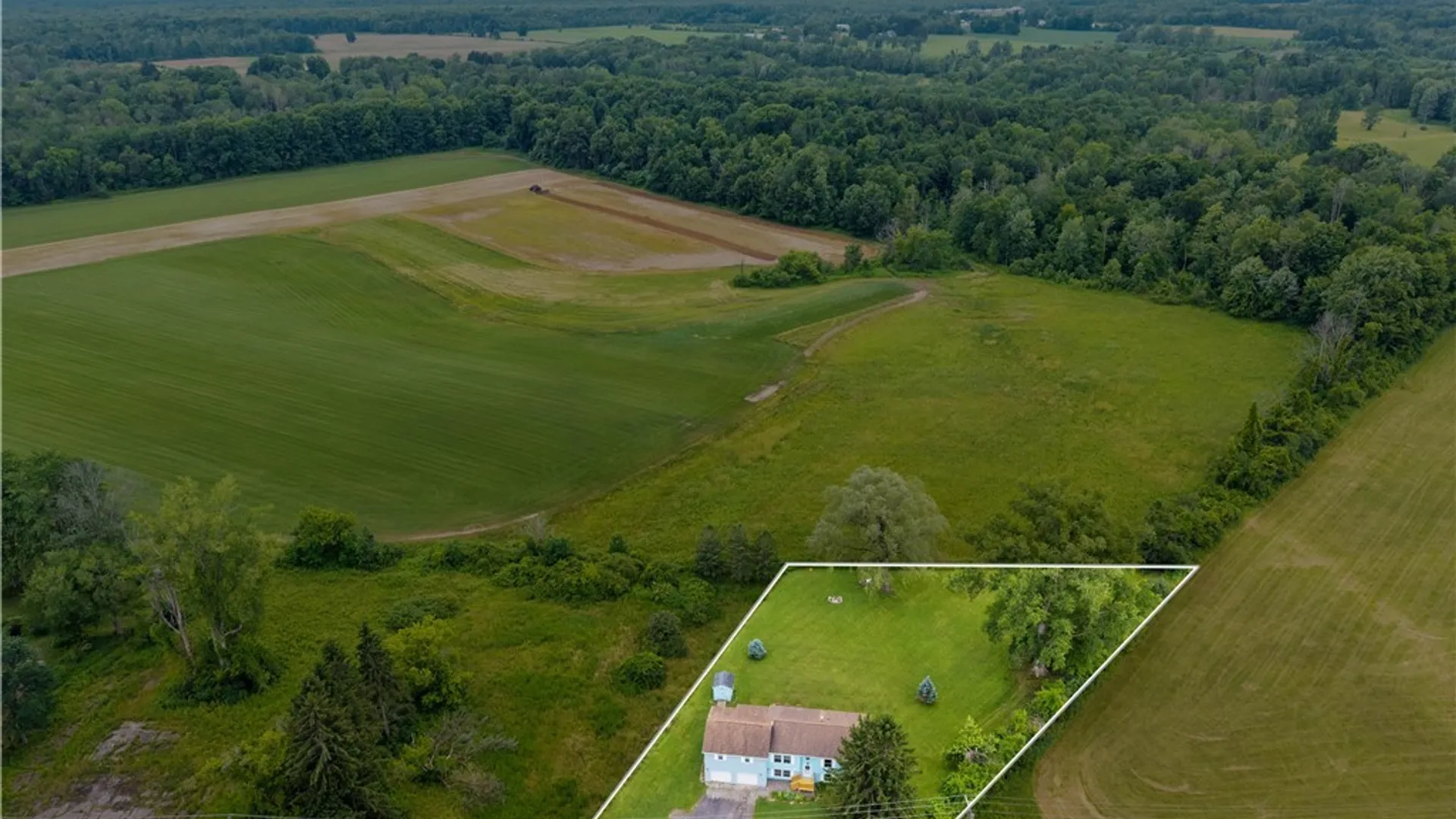 Property at 7814 State Route 31, Cicero, NY 13030 44