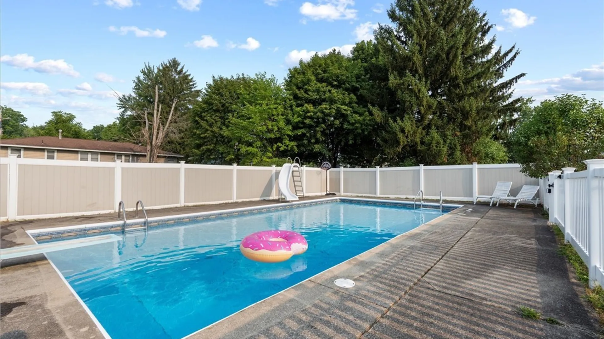 Property at 106 Dolores, Salina, NY 13212 42