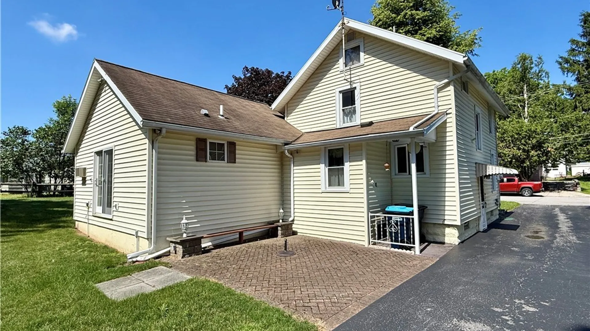 Property at 29 Roosevelt Avenue, Batavia City, NY 14020 13