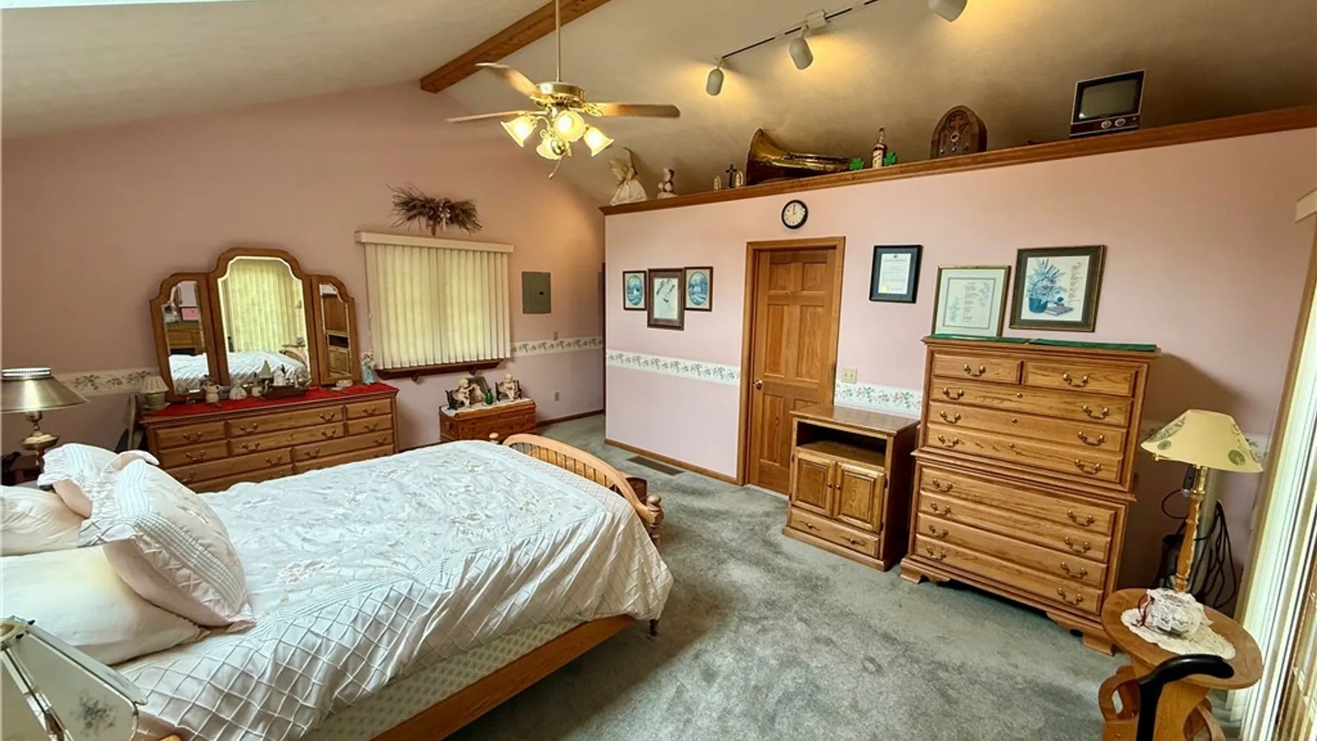 Property at 29 Roosevelt Avenue, Batavia City, NY 14020 25