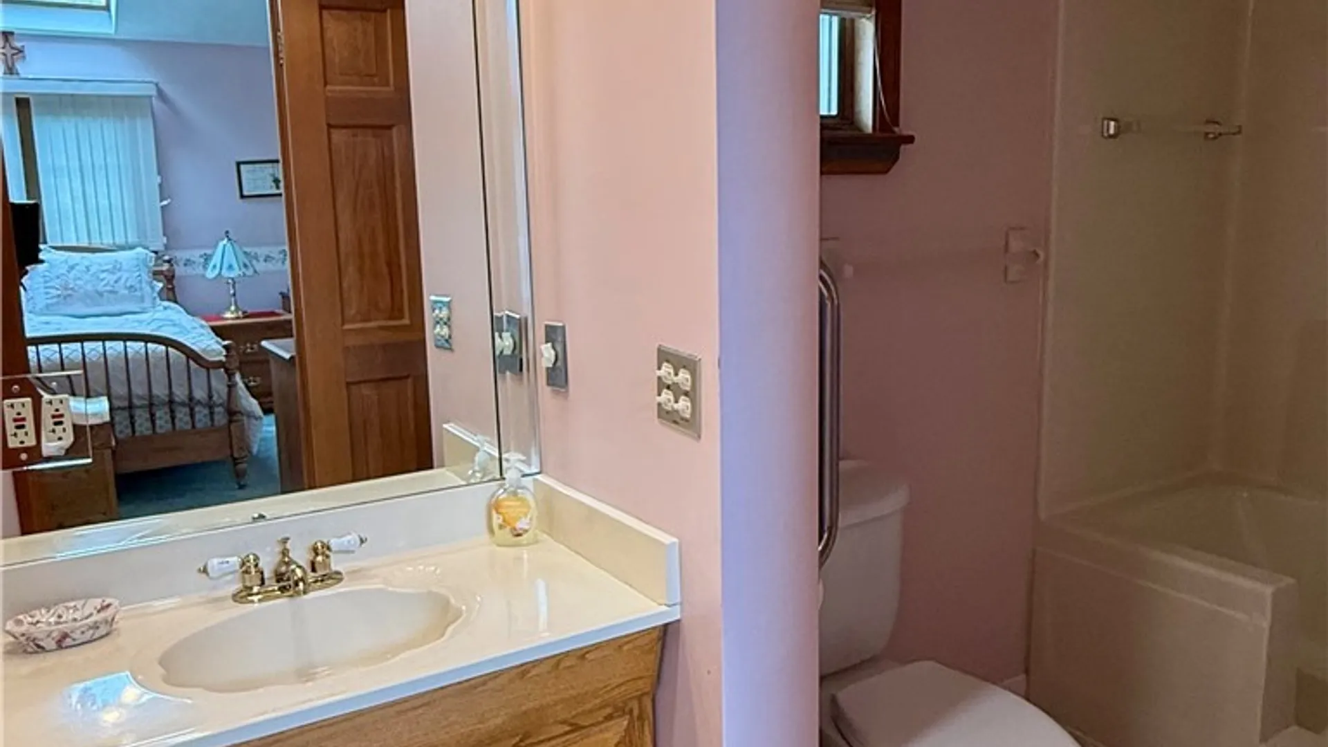 Property at 29 Roosevelt Avenue, Batavia City, NY 14020 29