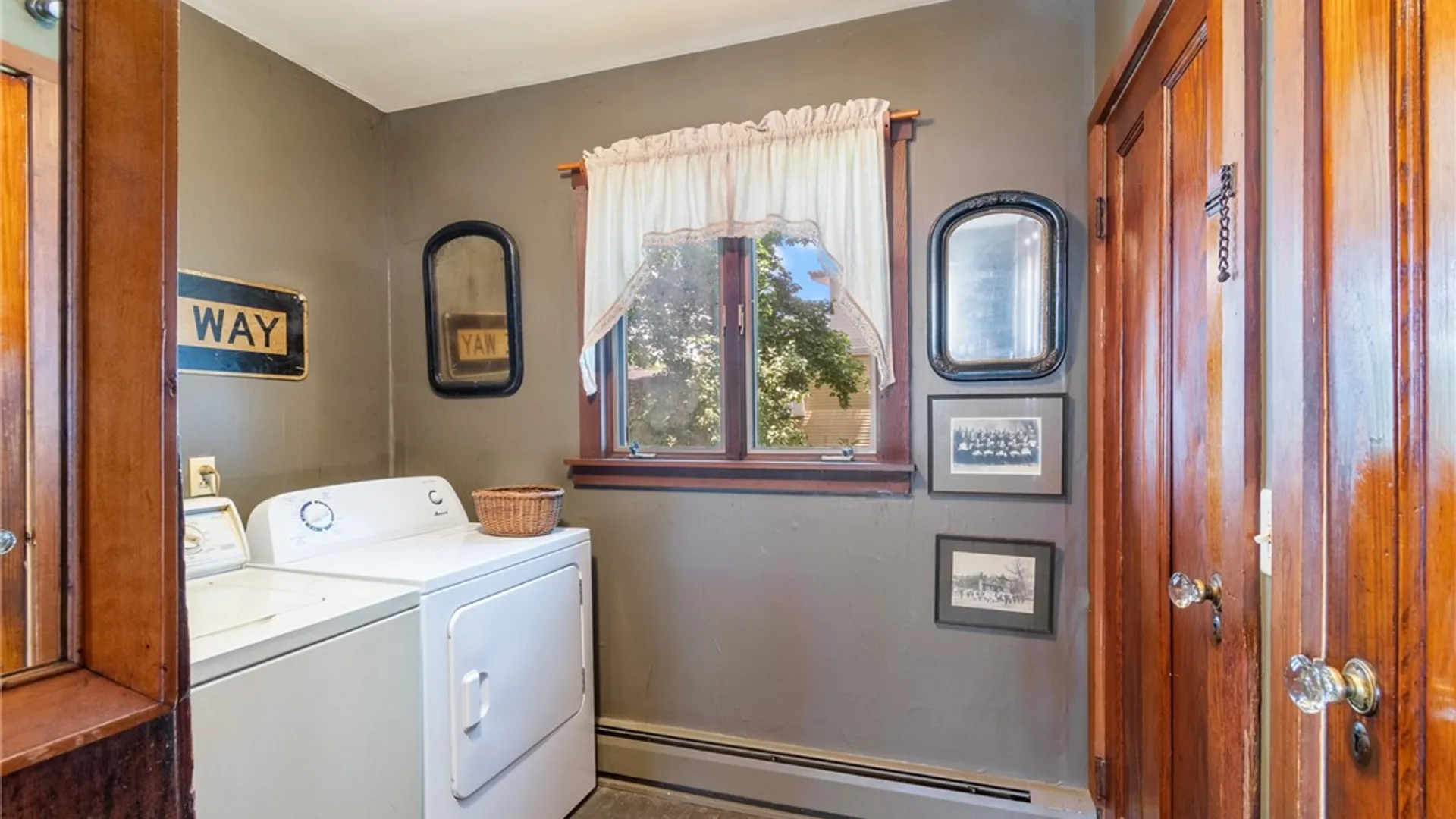 Property at 4007 Ridge Road, Williamson, NY 14589 15