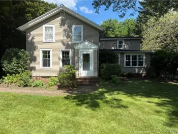 Property at 4 Lynacres Boulevard, DeWitt, NY 13066