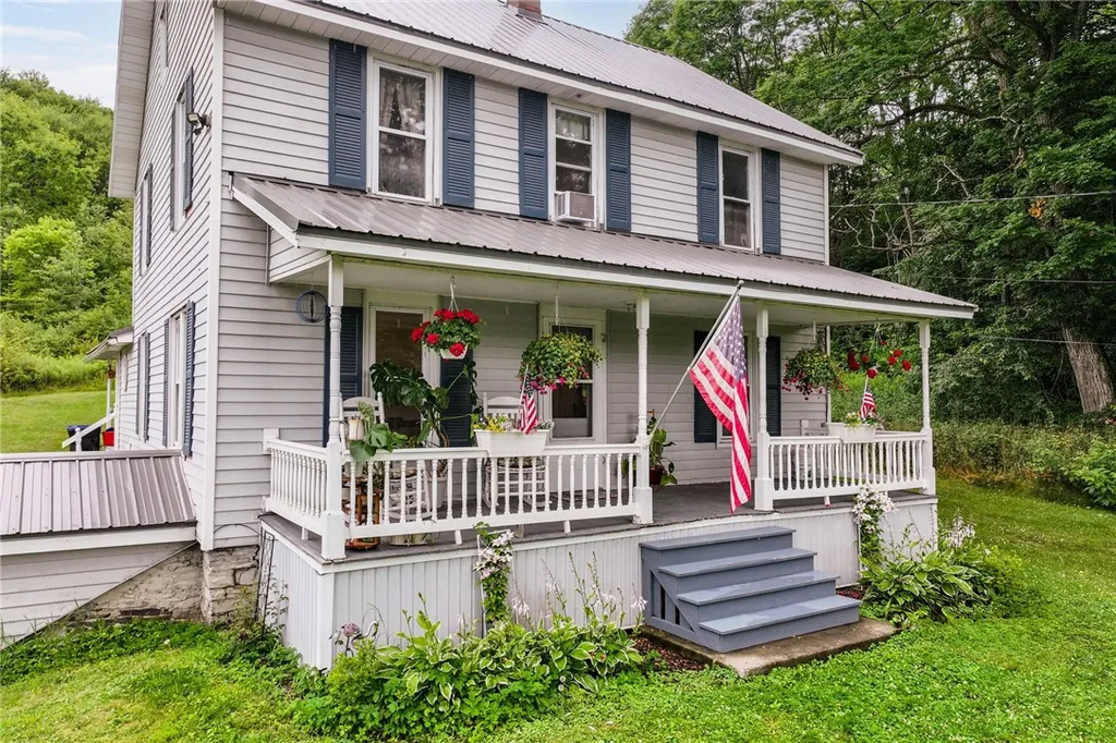 Property at 183 Jewett Hill Road, Berkshire, NY 13736