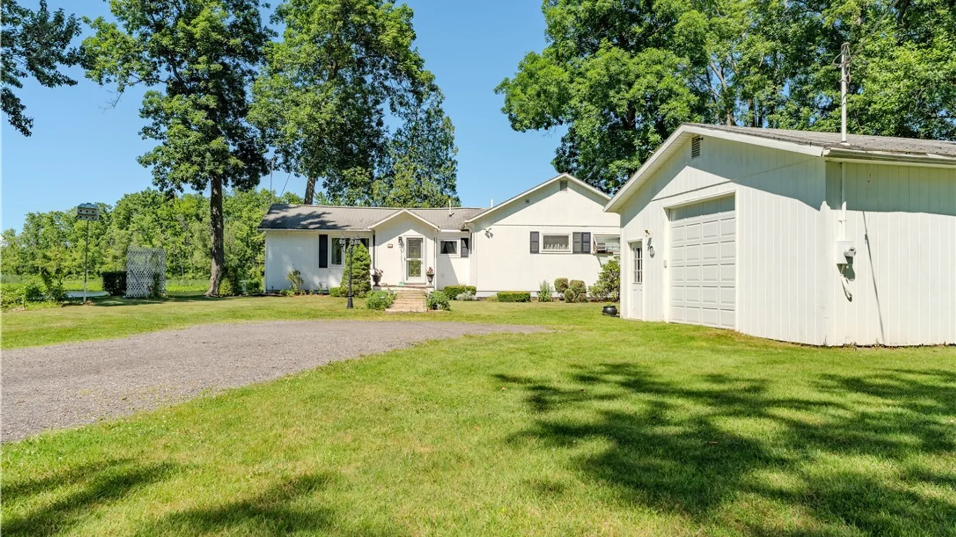 Property at 75 Shady Elm Drive, Schroeppel, NY 13135 6