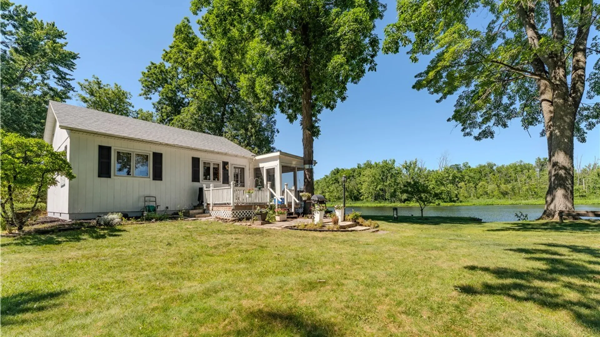Property at 75 Shady Elm Drive, Schroeppel, NY 13135 38