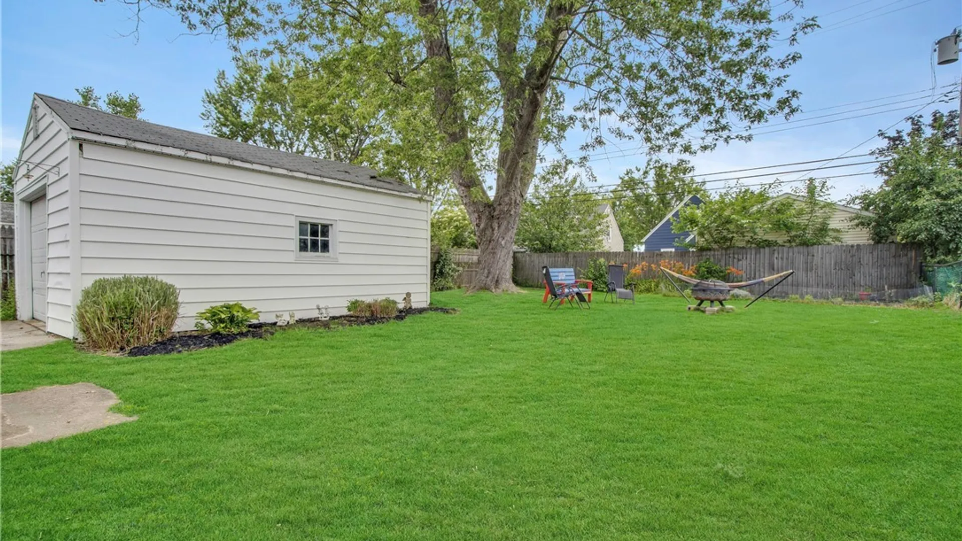 Property at 224 Paramount Parkway, Tonawanda, NY 14223 34