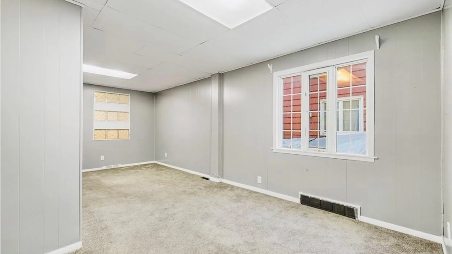 Property at 26 Date Avenue, Lackawanna, NY 14218 6