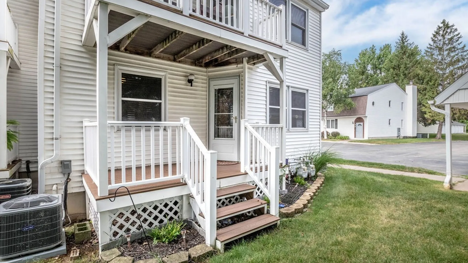Property at 4755 Chestnut Ridge Road, Amherst, NY 14228 9