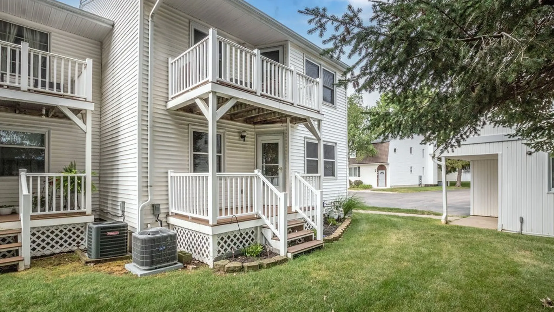 Property at 4755 Chestnut Ridge Road, Amherst, NY 14228 8
