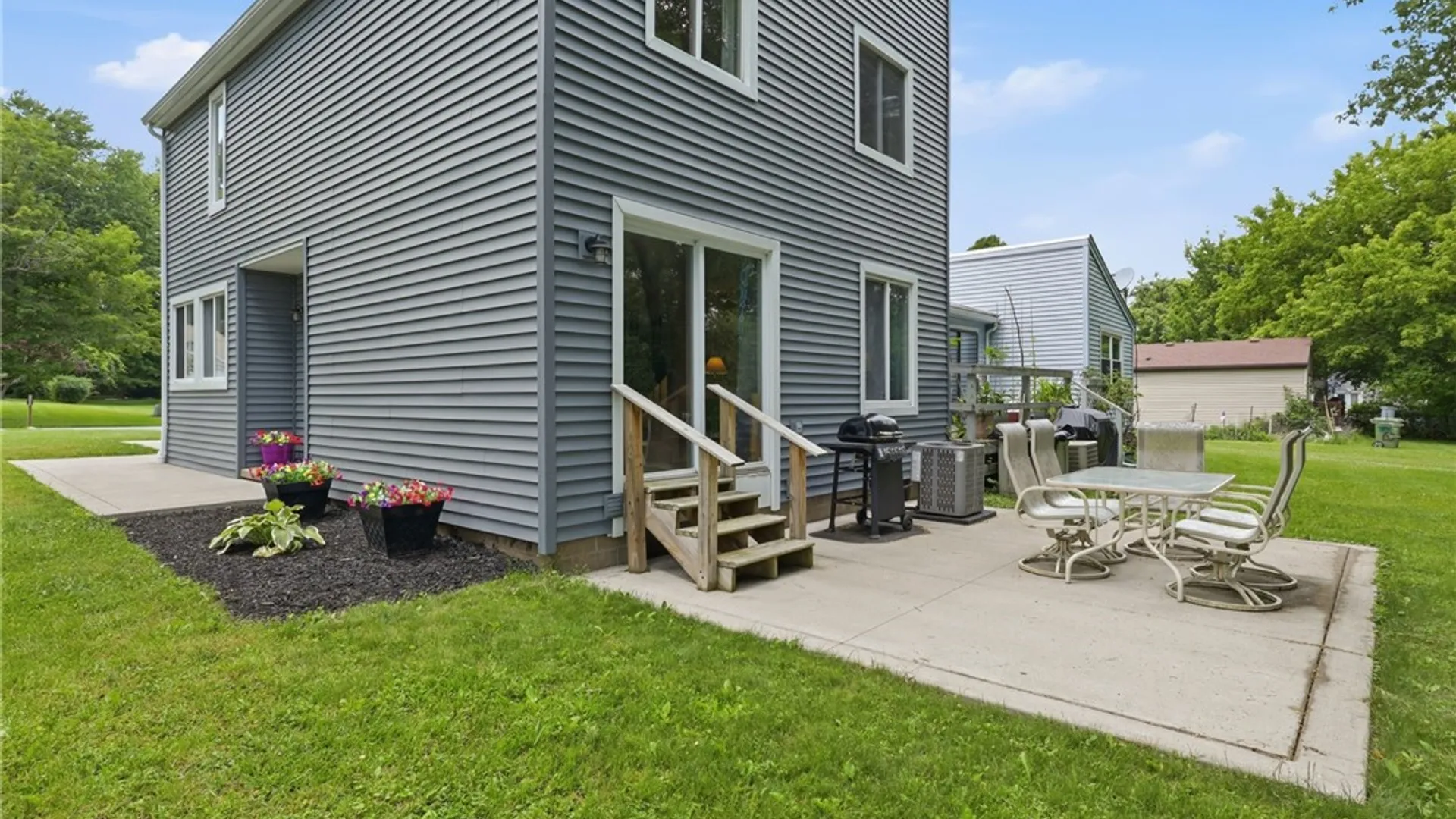 Property at 12 Hanningfield Circle, Perinton, NY 14450 35