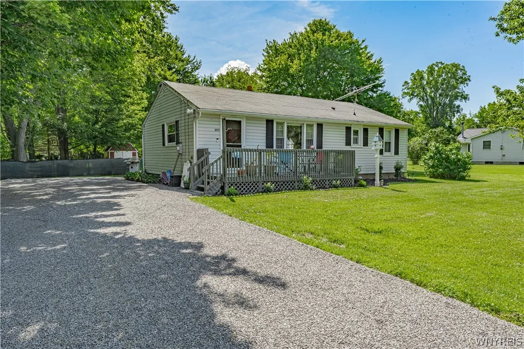 Property at 3777 Randall Road, Wilson, NY 14131