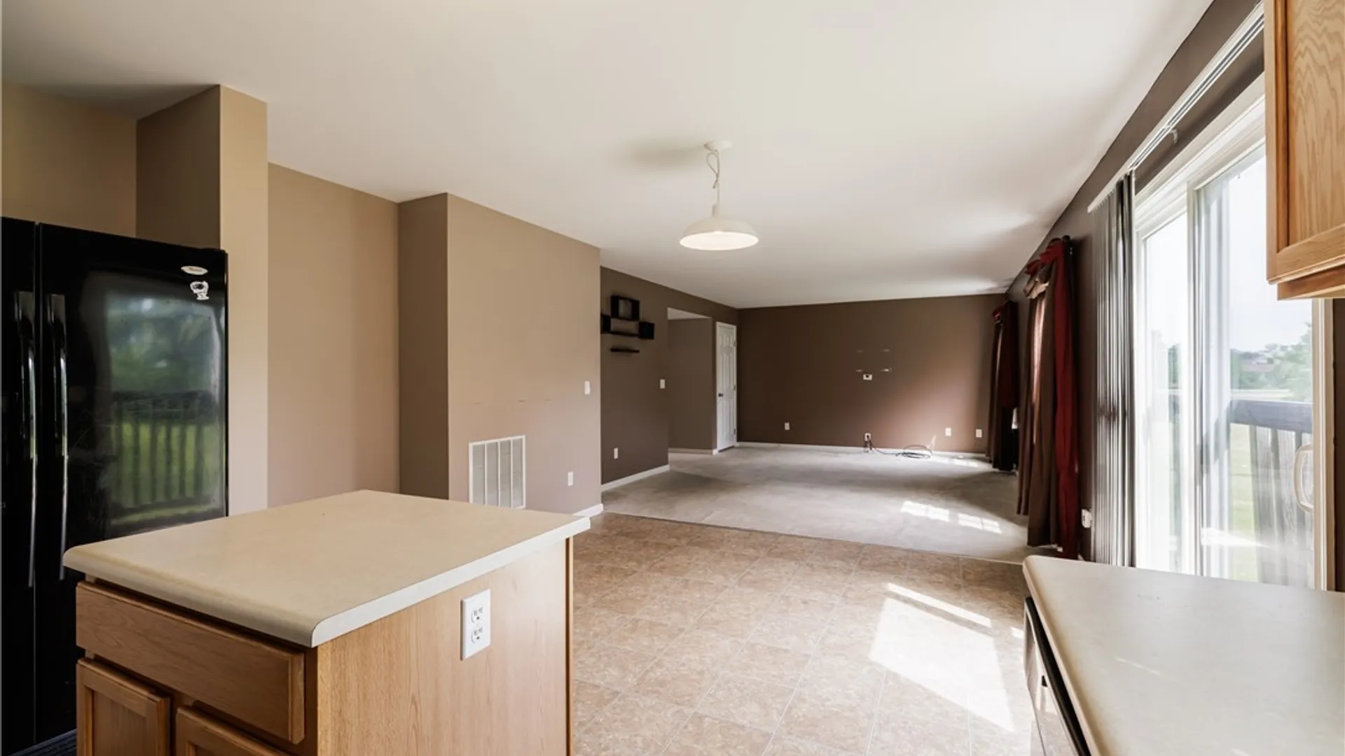Property at 3 Coneflower Drive, Henrietta, NY 14586 6