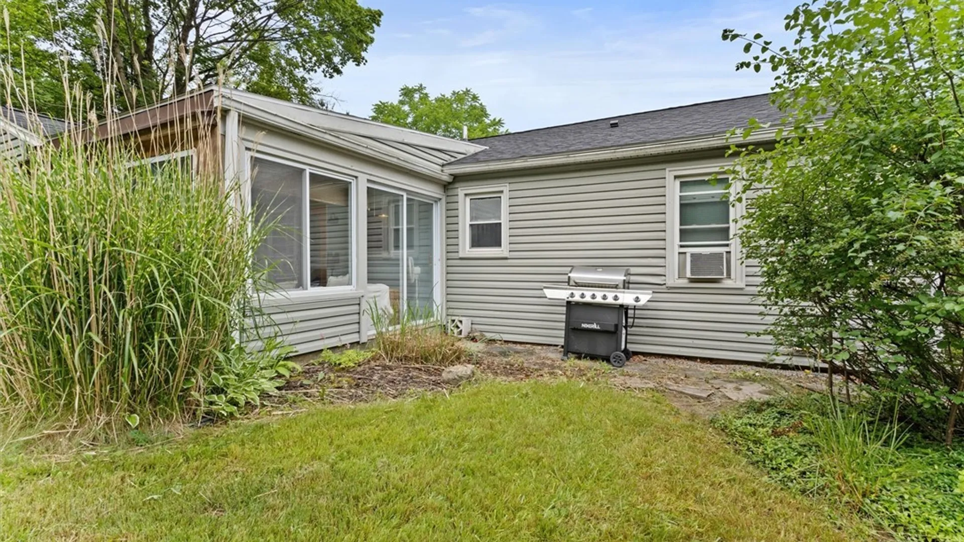 Property at 141 Edgehill Road, Syracuse, NY 13224 36