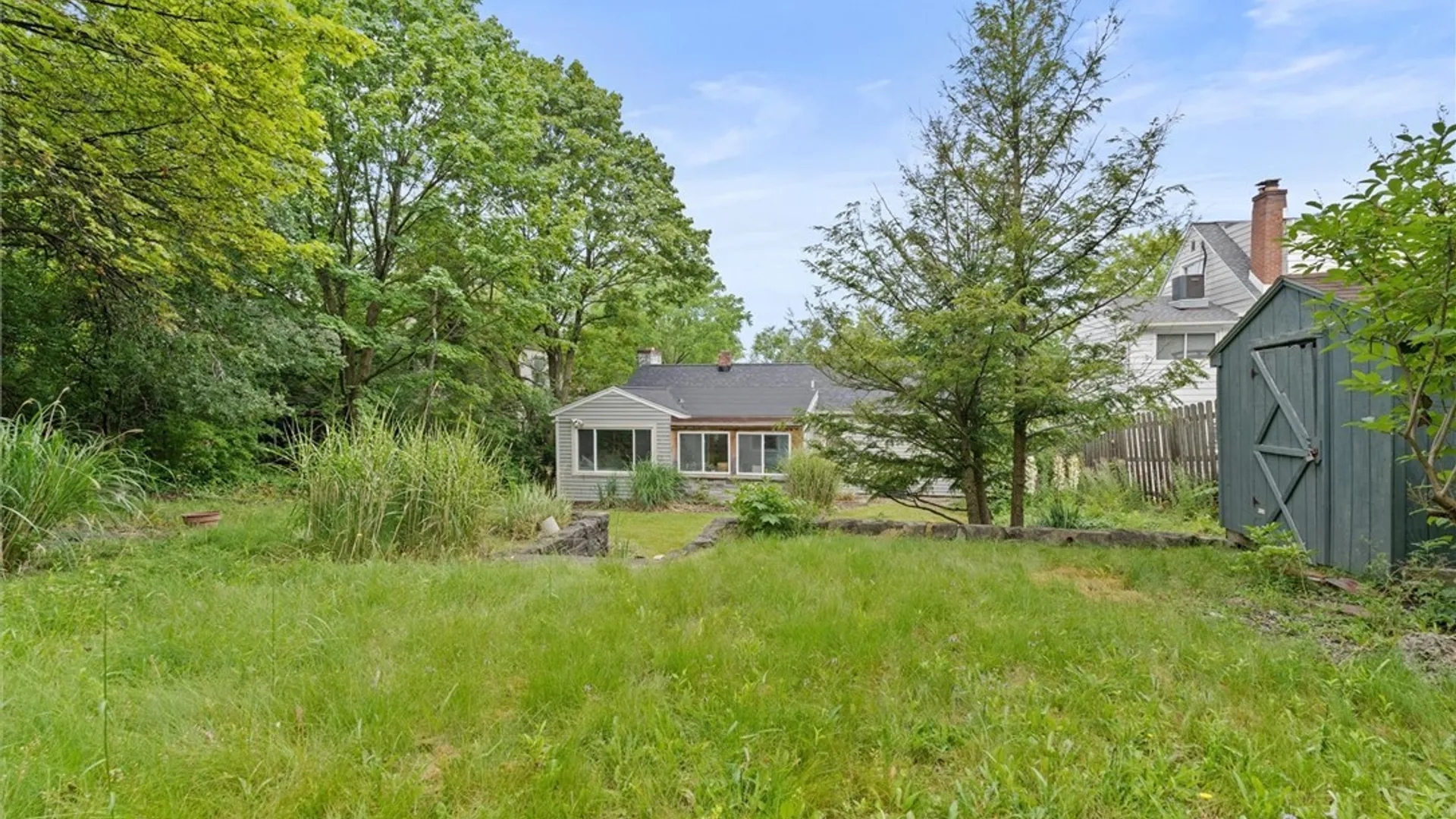 Property at 141 Edgehill Road, Syracuse, NY 13224 42