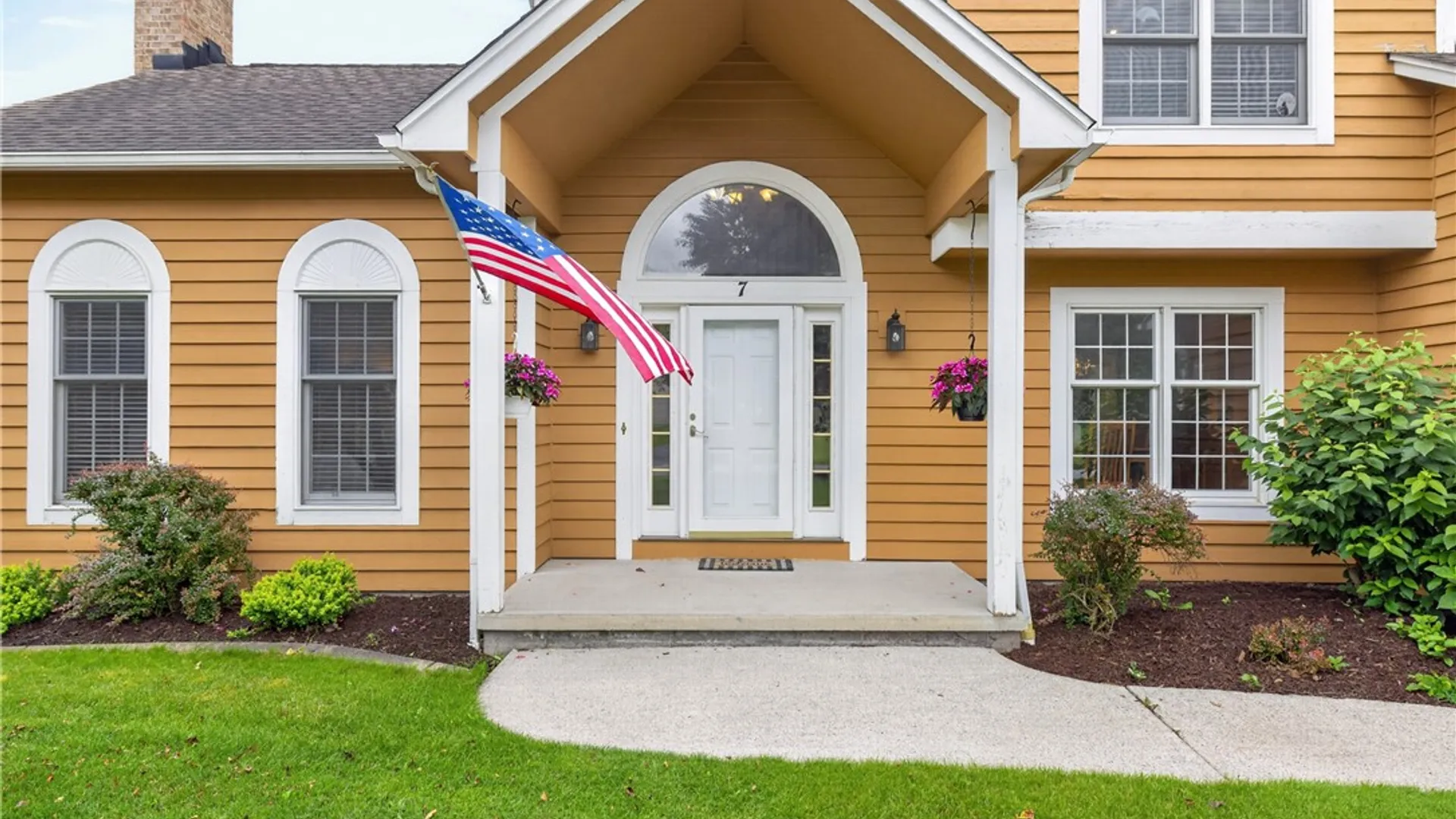 Property at 7 Cassandra Circle, Chili, NY 14428 9