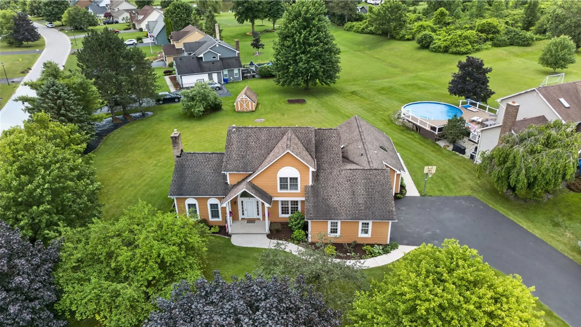Property at 7 Cassandra Circle, Chili, NY 14428 7