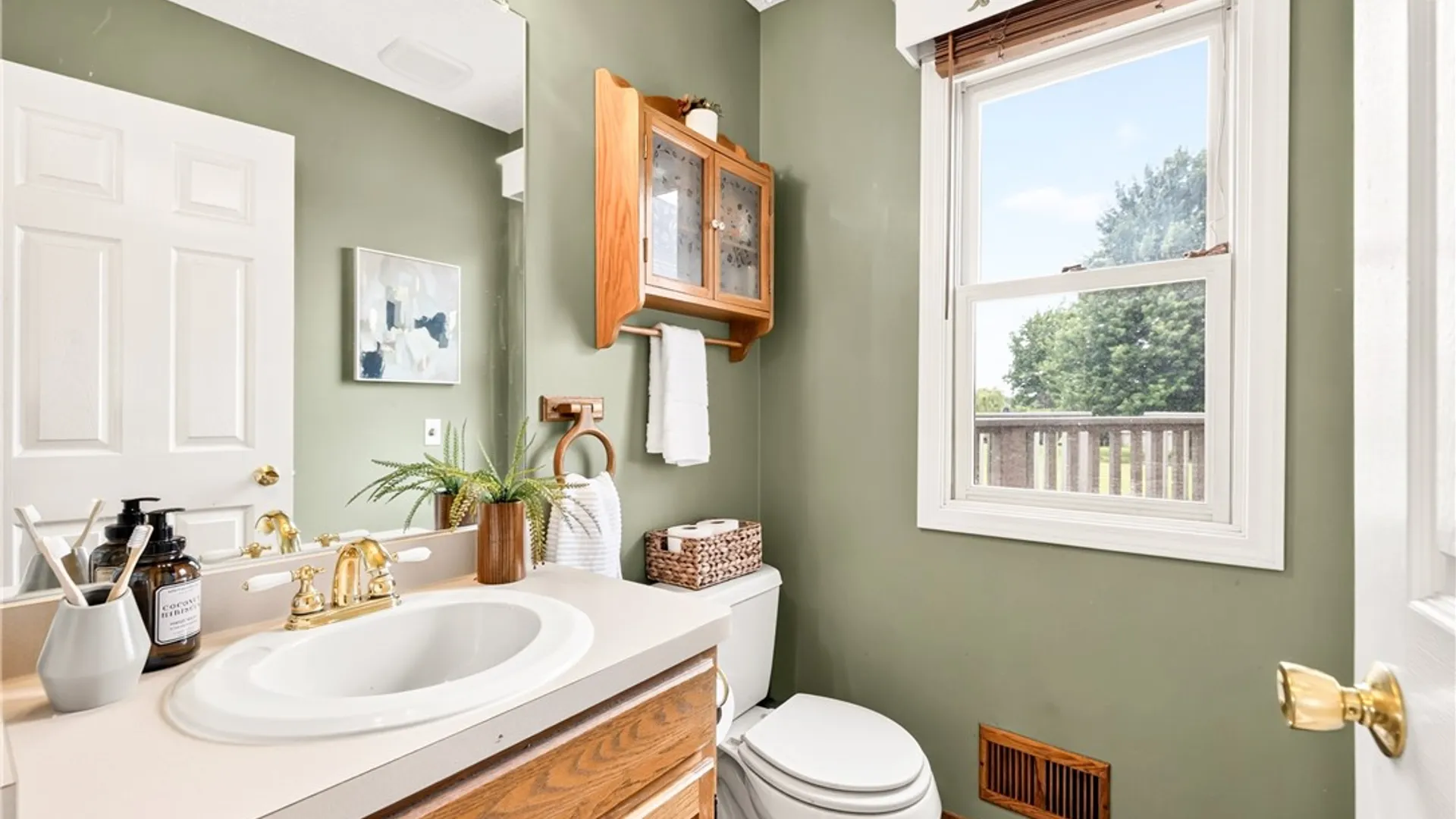 Property at 7 Cassandra Circle, Chili, NY 14428 22