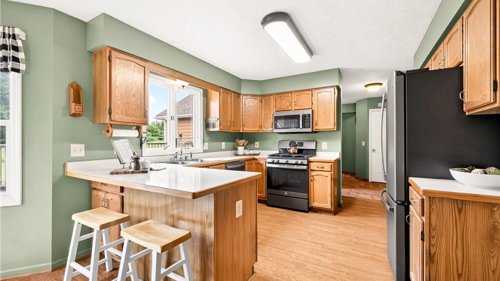 Property at 7 Cassandra Circle, Chili, NY 14428 16