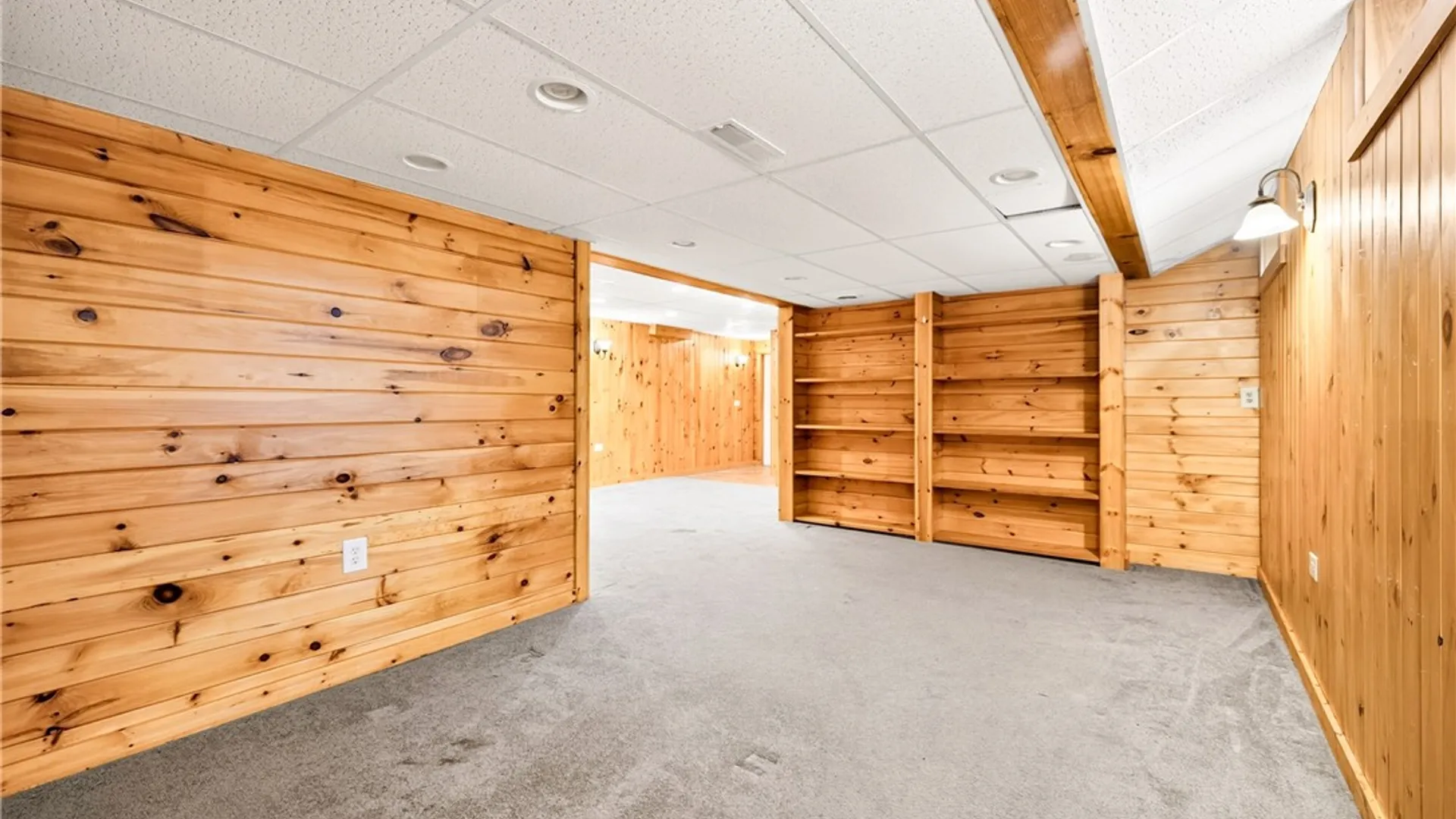 Property at 7 Cassandra Circle, Chili, NY 14428 36