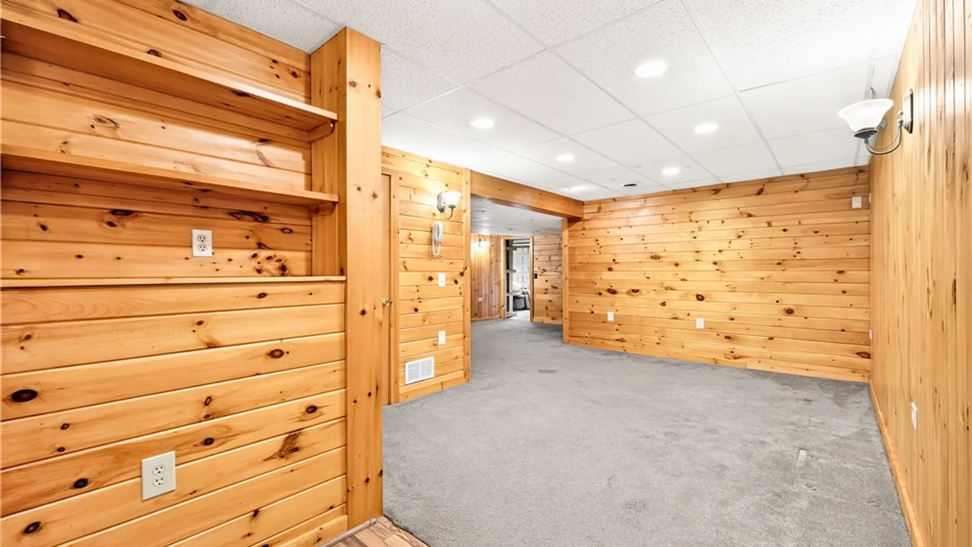 Property at 7 Cassandra Circle, Chili, NY 14428 35