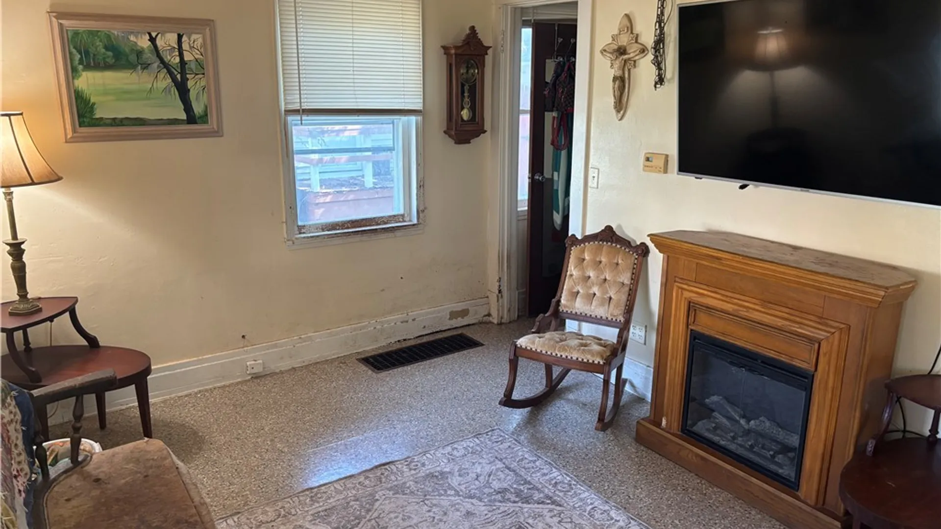 Property at 199 Cottage Street, Lockport City, NY 14094 6
