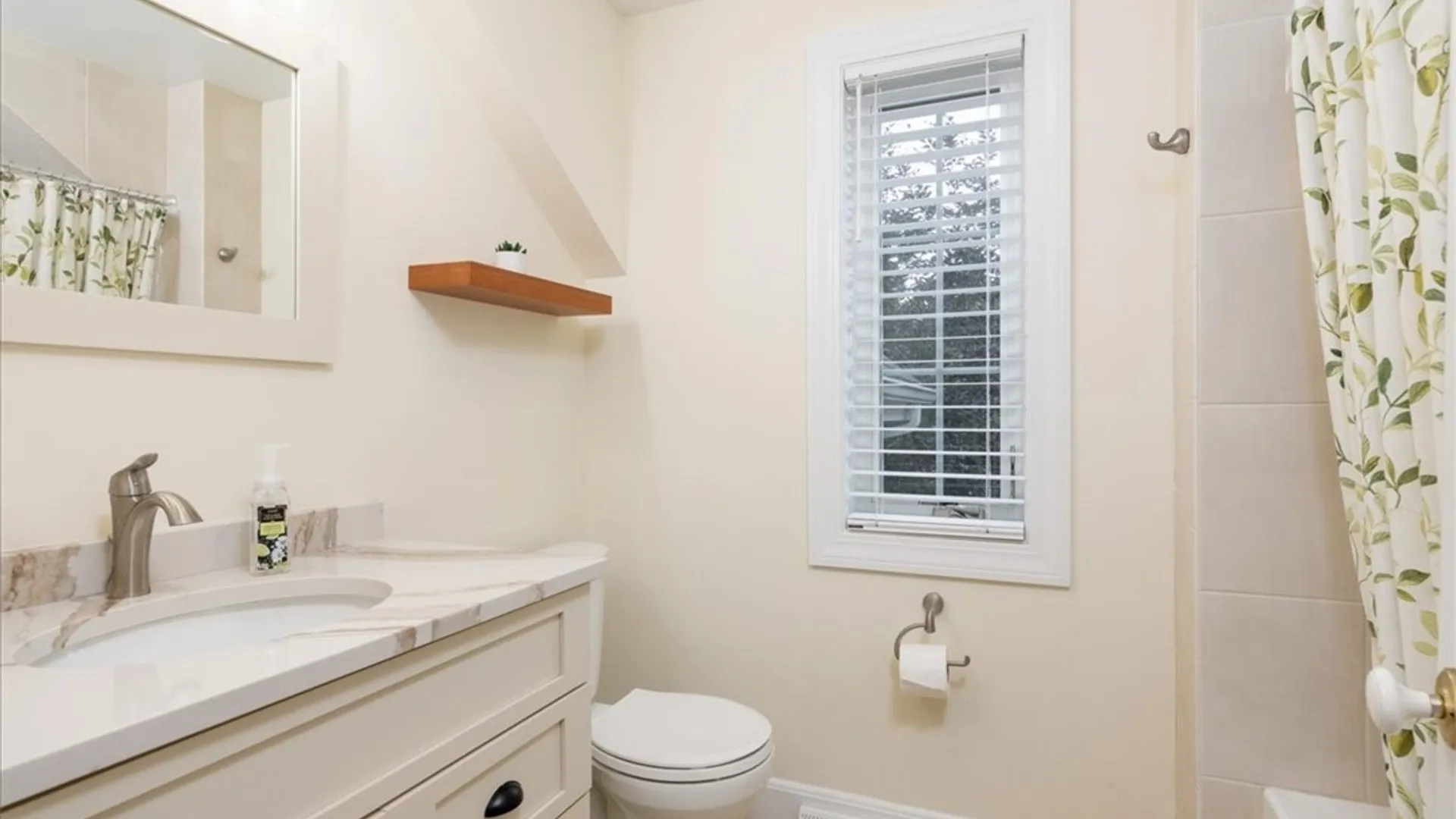 Property at 40 West Gate Drive, Aurora, NY 14052 24