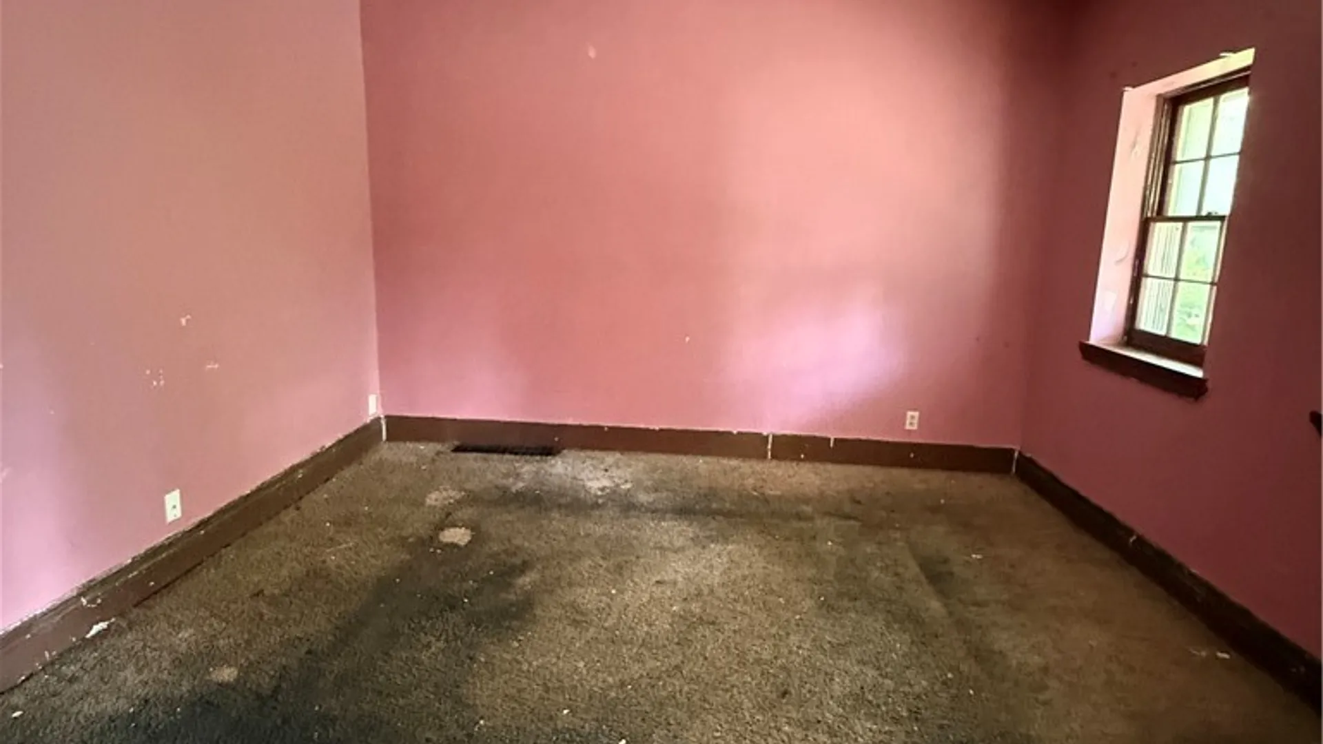 Property at 26 Lloyd Street, Rochester, NY 14611 3