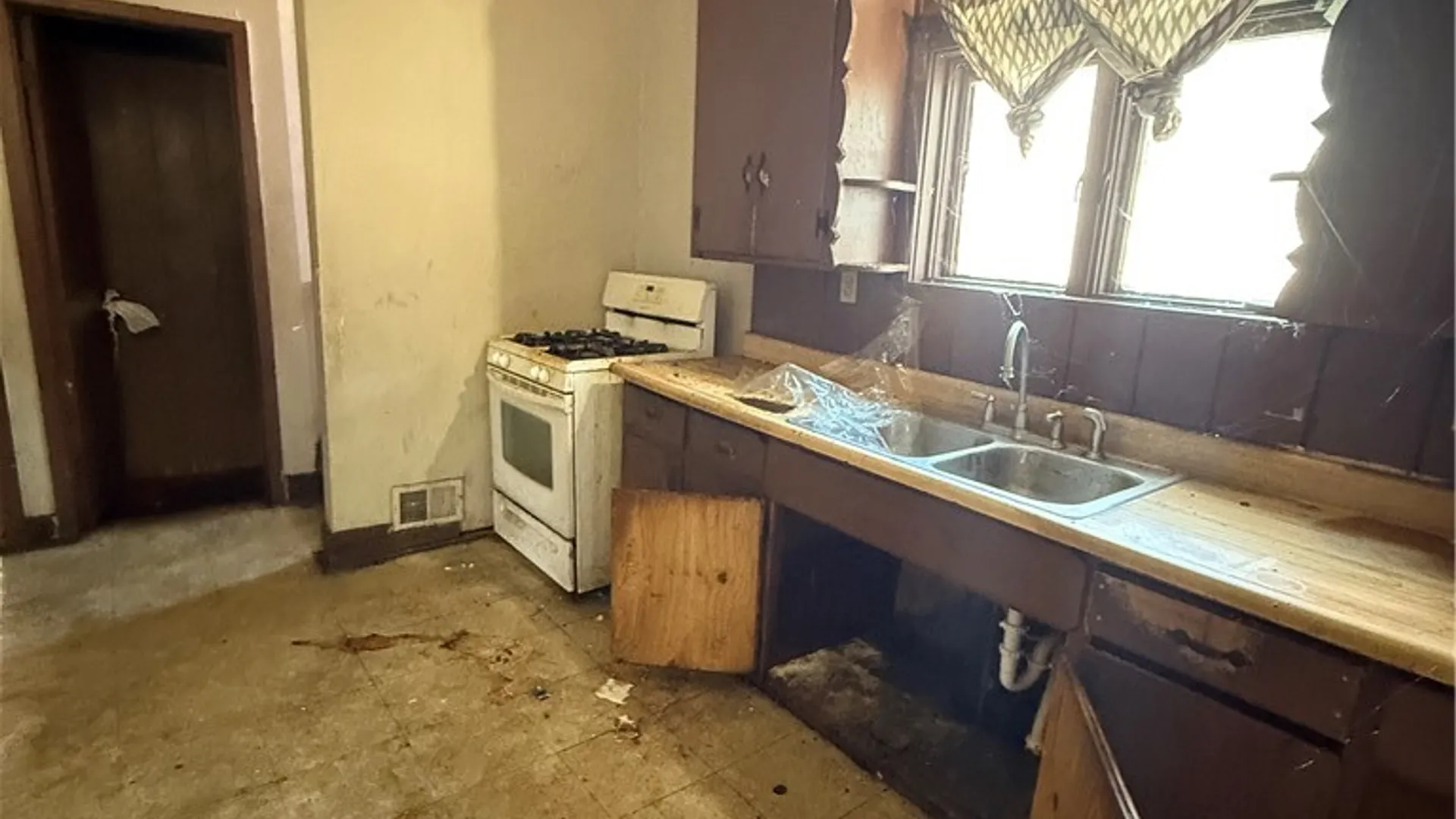 Property at 26 Lloyd Street, Rochester, NY 14611 8