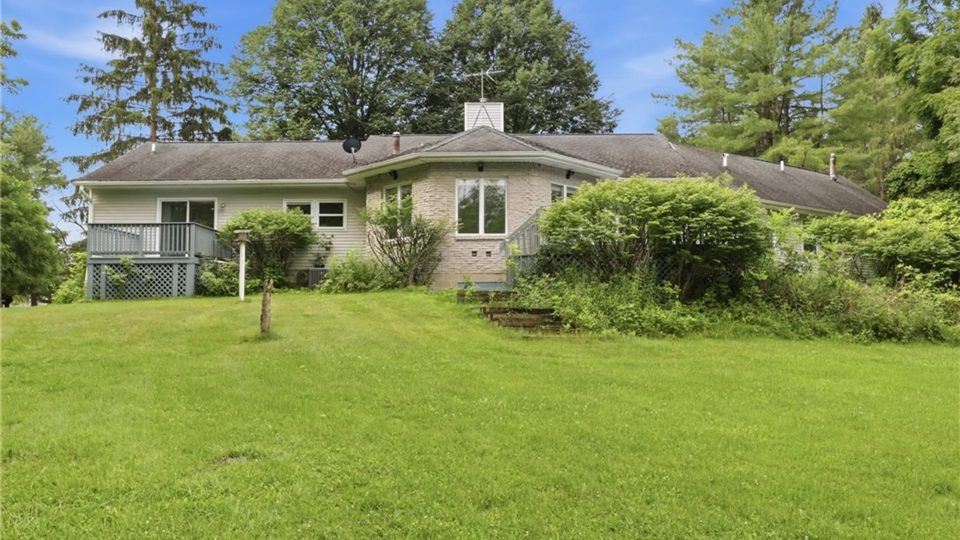 Property at 1011 Mile Square Road, Mendon, NY 14534 24